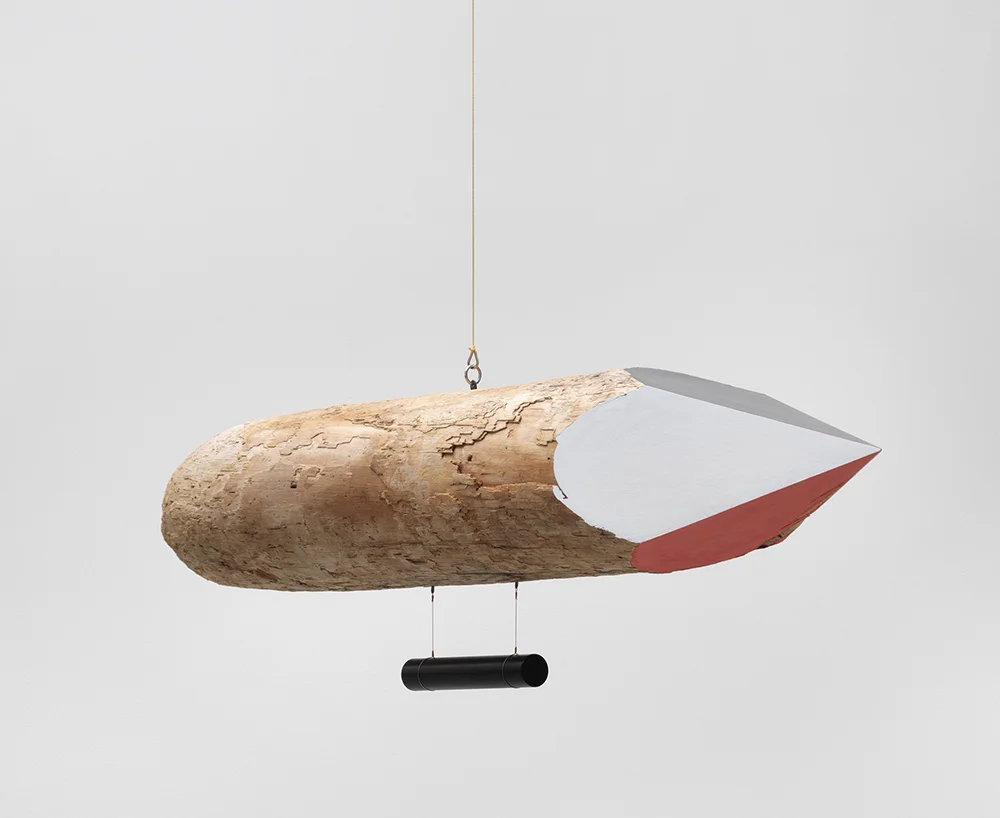 Olafur Eliasson, Crossing-paths compass, 2018. Driftwood, magnets, paint (white, red, green, black), 32 x 117 x 21 cm, unique. © Olafur Eliasson. Photo by Jens Ziehe, Berlin. Courtesy the artist and neugerriemschneider, Berlin.