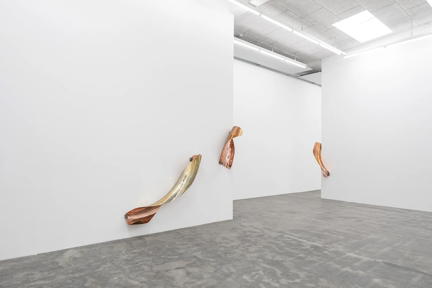 Marie Lund “The Thirst” at Galleri Nicolai Wallner, 2019. Courtesy of Galleri Nicolai Wallner and Marie Lund. Photo: Anders Sune Berg.