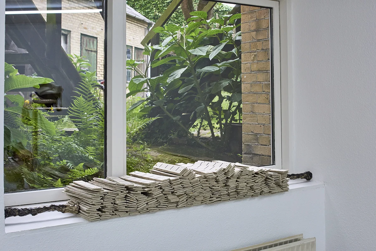 Sandra Blichert “L x H x B“ (installation view). Foto: Kirstine Mengel.