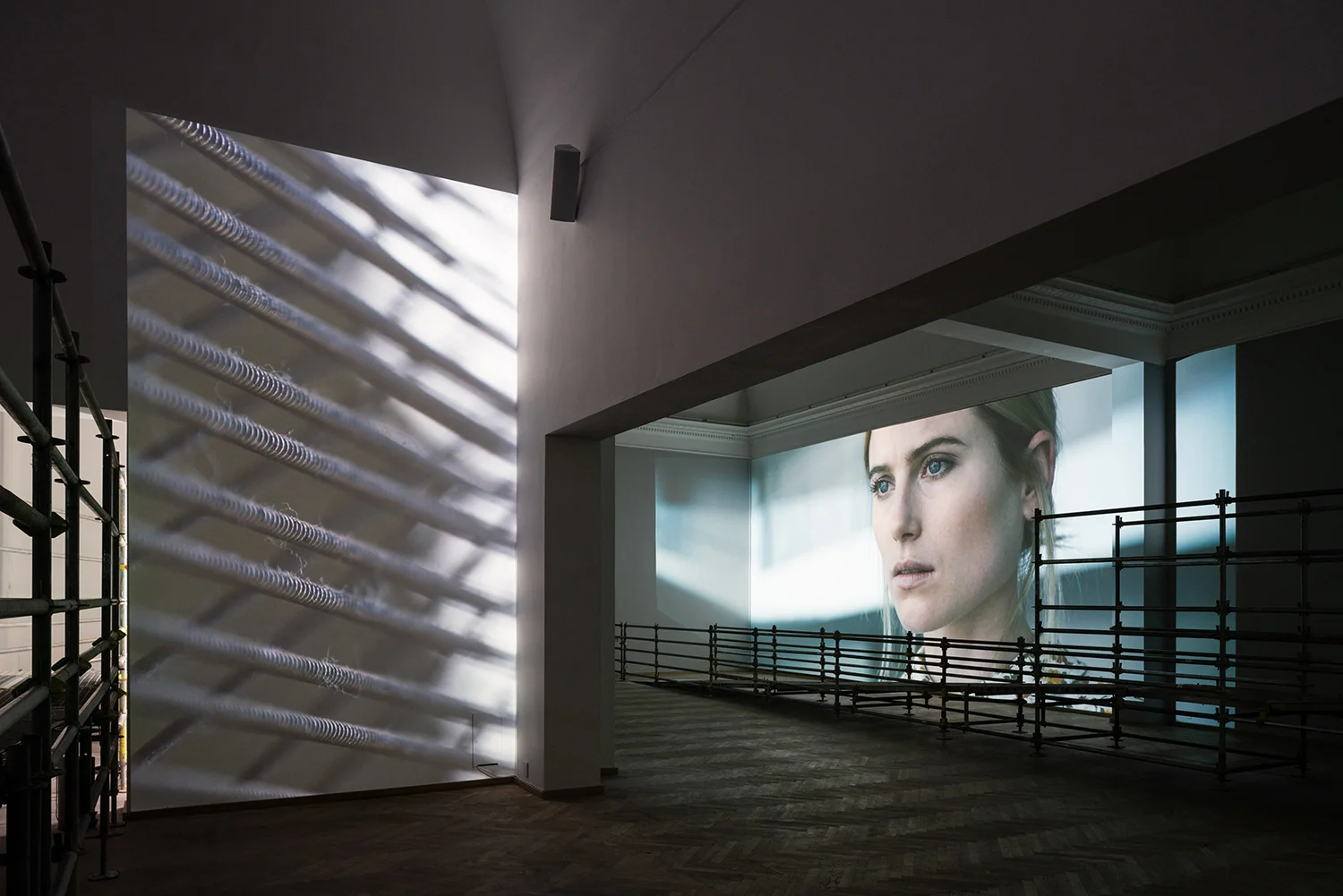 Jesper Just “Servitudes,” 2015. Foto: David Stjernholm.