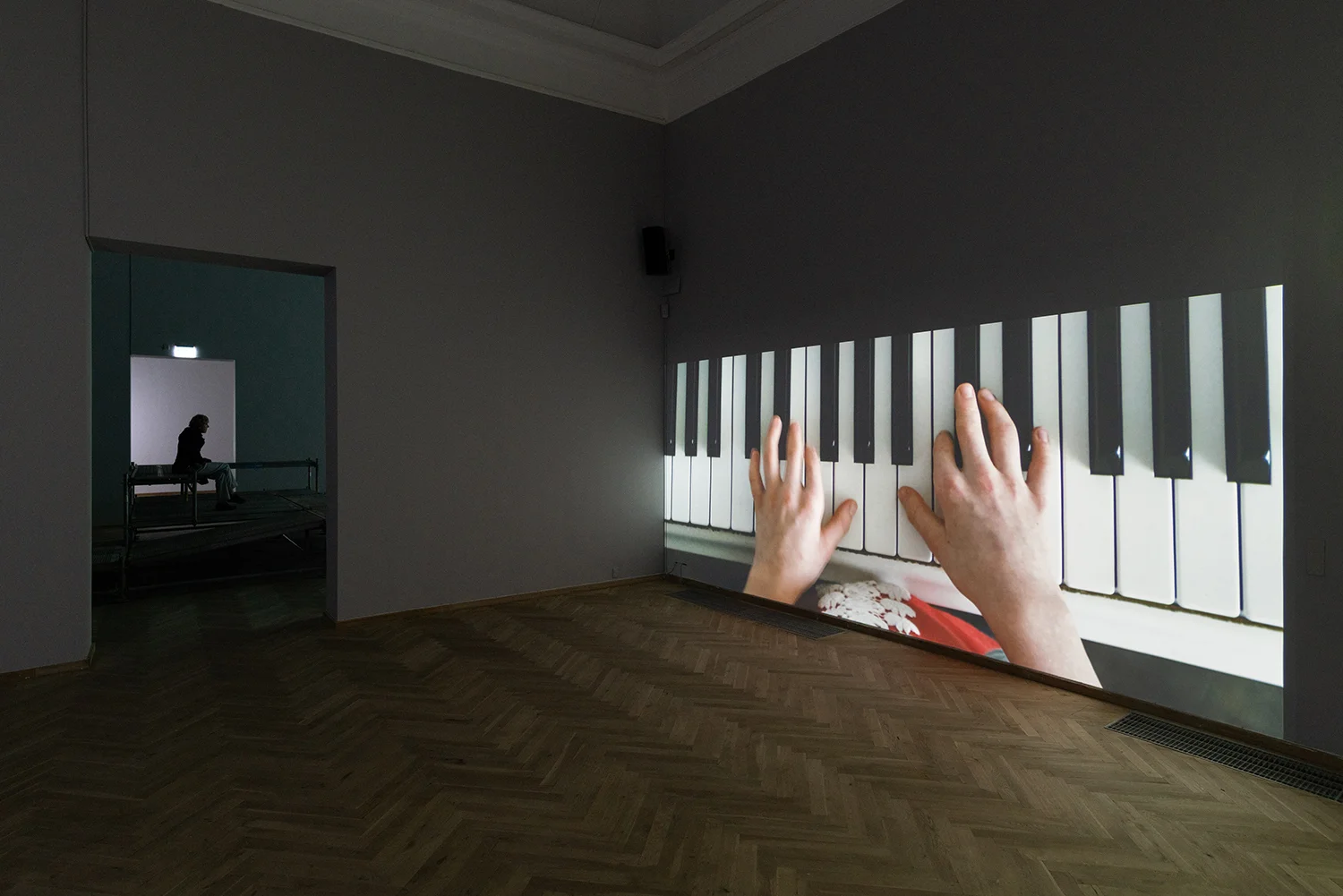 Jesper Just “Servitudes,” 2015. Foto: David Stjernholm.