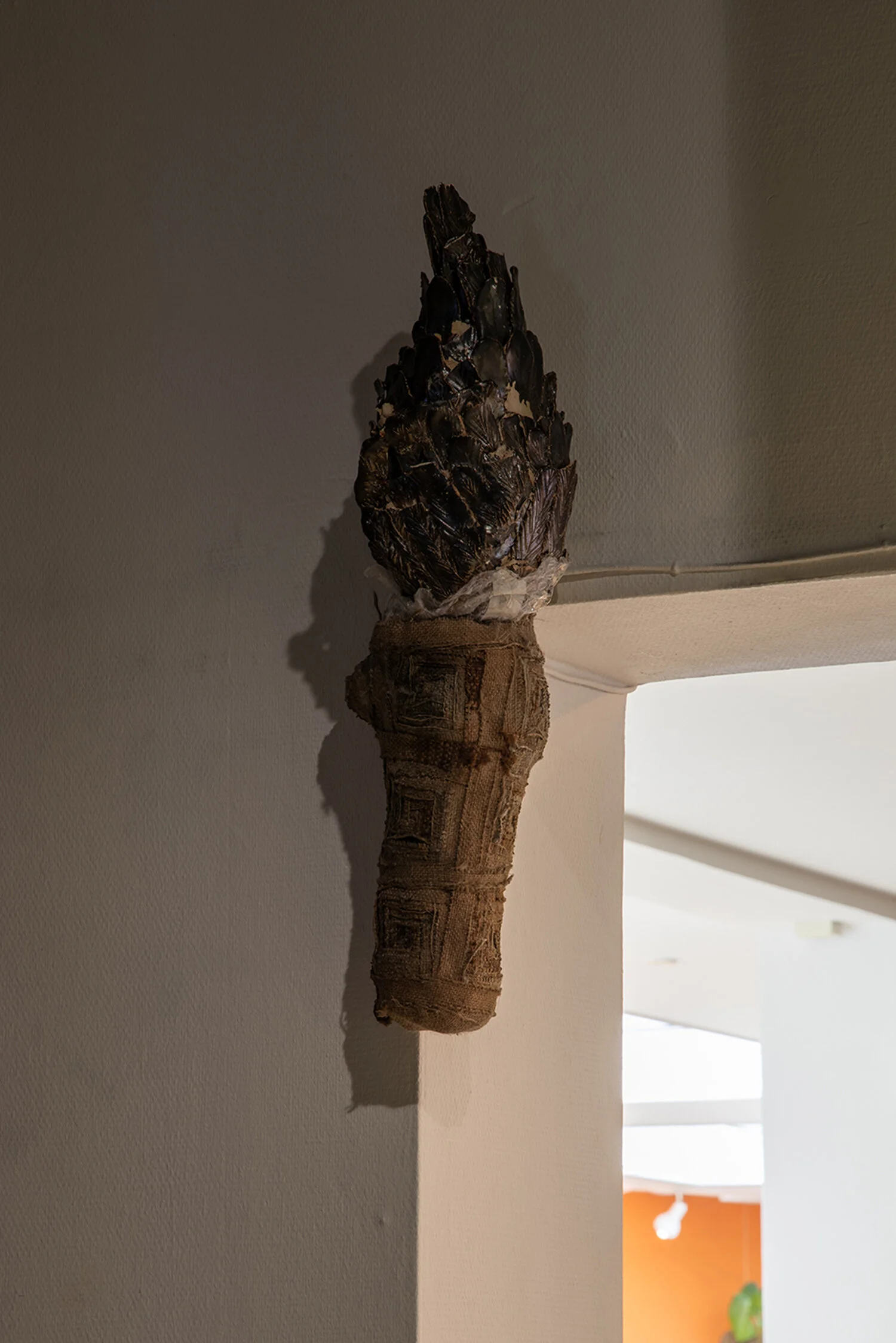 Maximilian Schmoetzer, Not Love Alone (2019), detalje. Kunsthal Aarhus. Foto: Mikkel Kaldal.