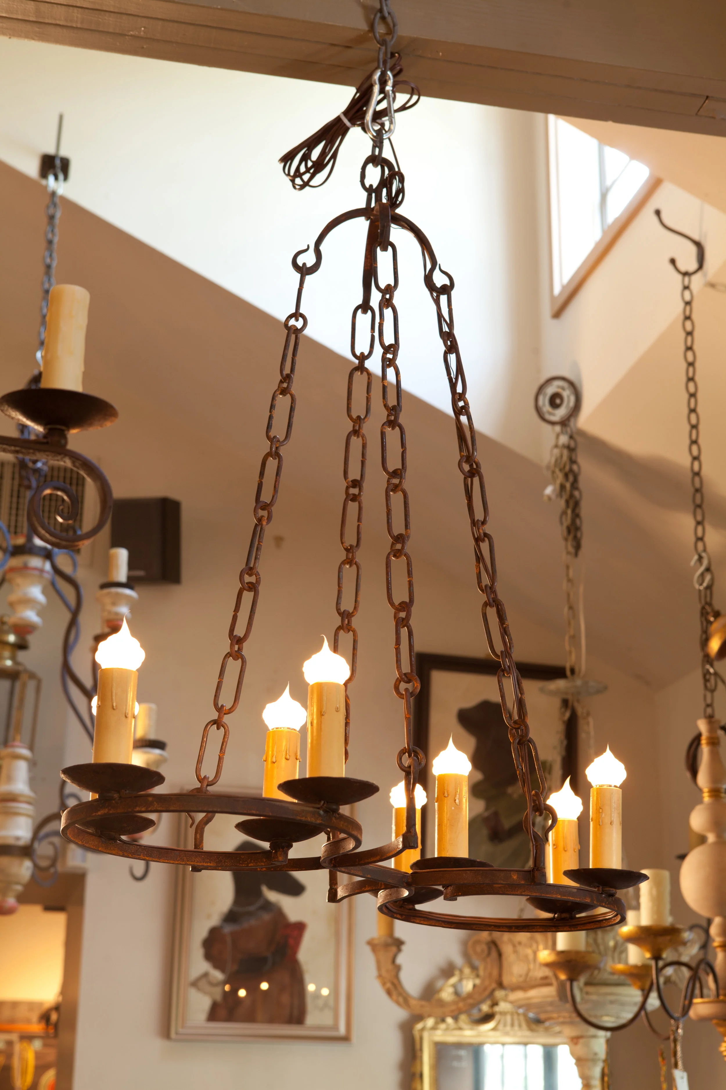 Custom iron light "Cuyahoga" chandelier with 8 sockets