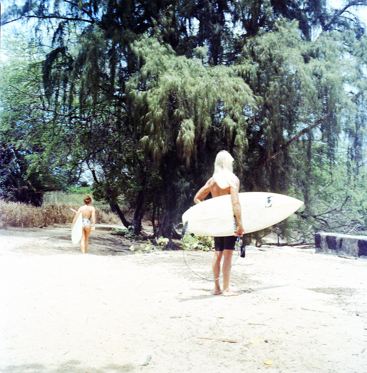 sj_199_hawaii_surfers003-3 (dragged)_edit_.jpg