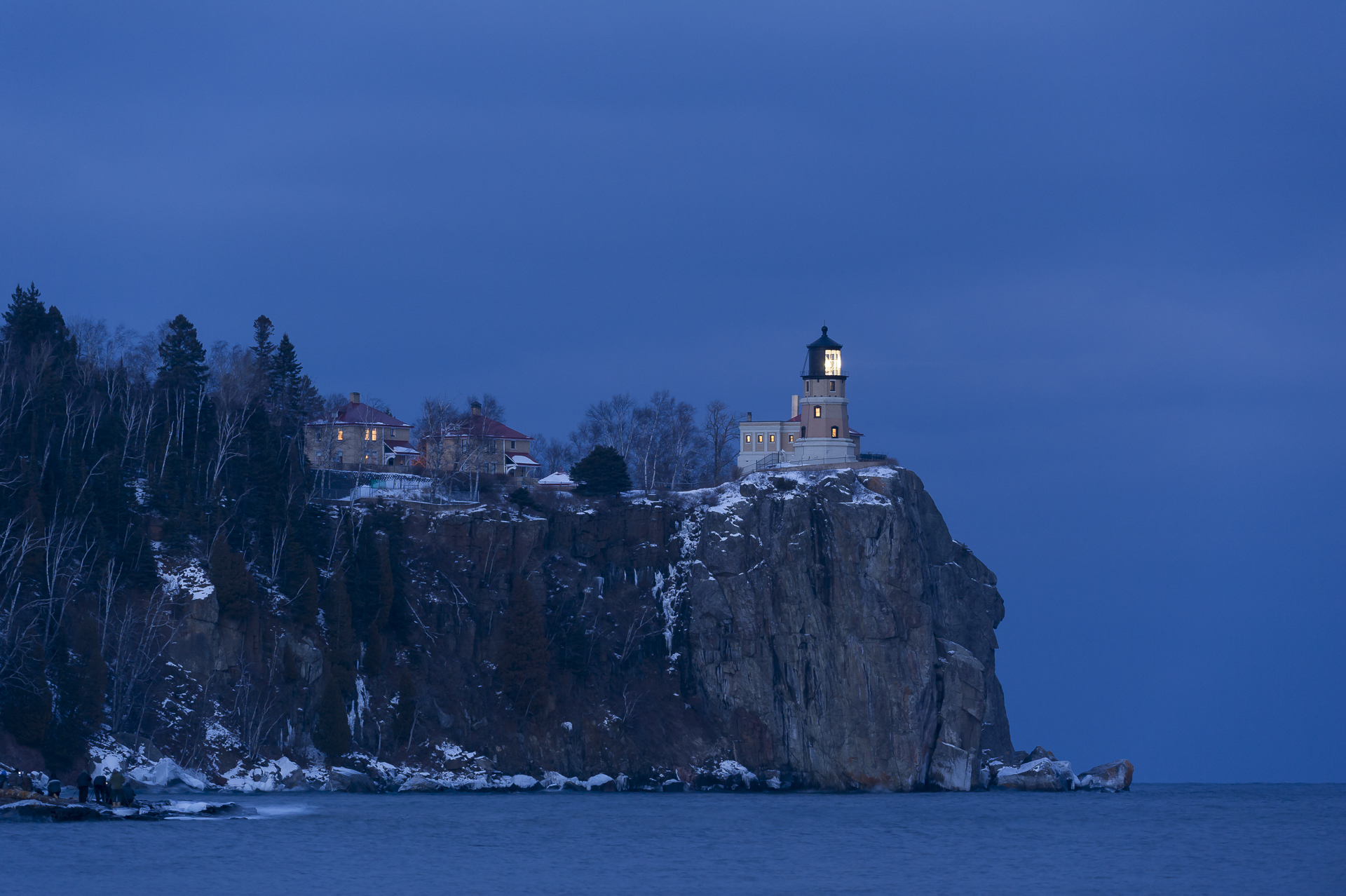 Split Rock Lighthouse lit up.