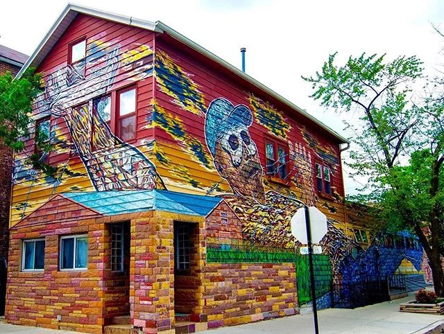 Hector Duarte "Gulliver in Wonderland" 2005 Acrylic on Aluminum Siding Cullerton St & Wolcott Ave