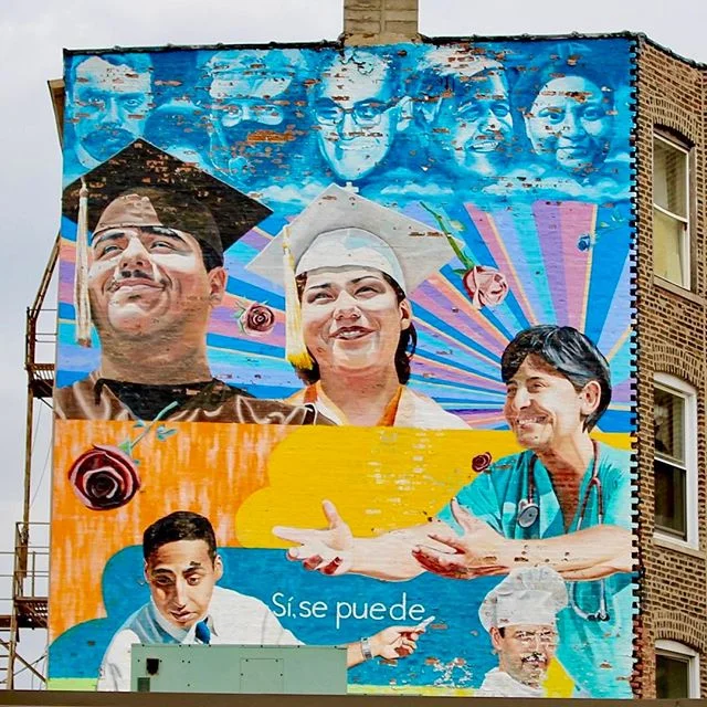 Artist: @jeffzimmermann “Increibles las cosas q' se ven”
Ashland Ave & 19th Street. “I always hope the murals give you something more to think about than just a bowl of fruit would. There’s always politics in what I do, and hopefully people get some kind of meaning out of it.” (Chicago Sun-Times, 8.4.07)