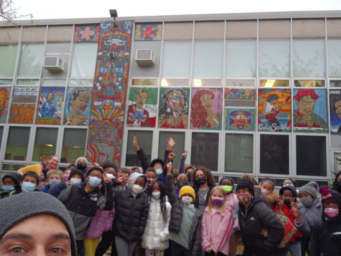 I had a great time giving a tour to these young 4th graders. We visited these mosaics on Cooper School. The maestro Francisco Mendoza lead this project. If you would like to learn more about other murals on 18th street by the late Francisco Mendoza p