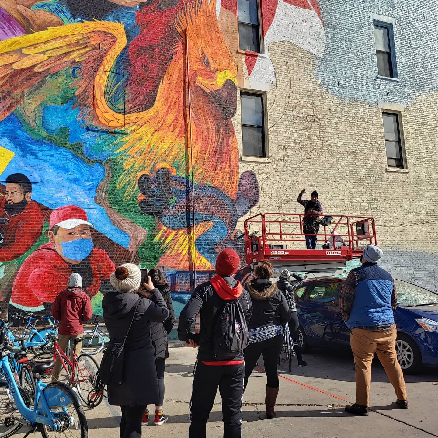 BIKE TOUR THIS SATURDAY AT 12PM!
MEET AT 18TH STREET AND WESTERN AVE. 

Thank you to everyone who joined us on another fun bike tour of the murals. We had a wonderful time and had a chance to chat with @pabloserranoart about his mural in progress.

S