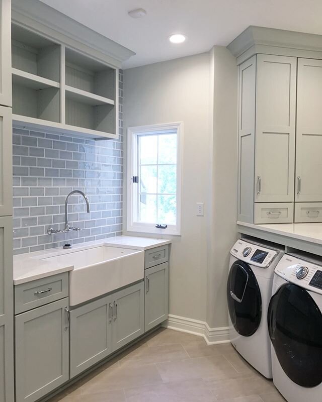 All of this laundry we&rsquo;re having to do while working from home would be welcomed in a space as beautiful as this - do you agree? ✨ We loved working on transforming this room into a more functional and beautiful space! #WFH #JBBDesign
.
.
.
.
.
