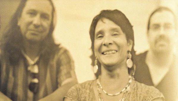 pura-fe-trio-crop.jpg