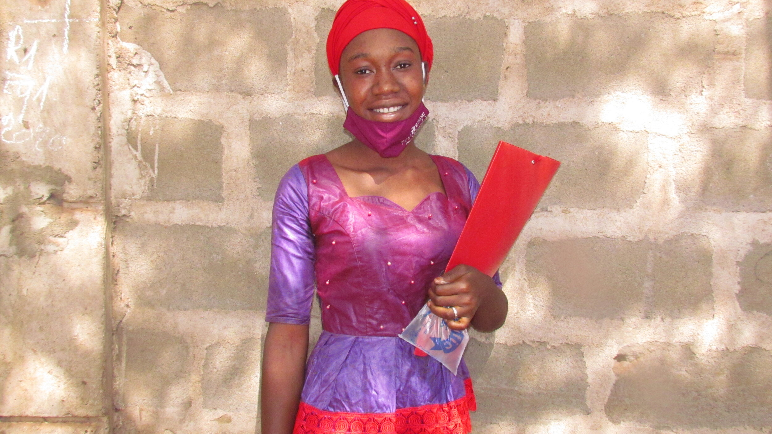 Fatoumata could barely imagine speaking in front of others, but now she is a role model for all the girls of Simidji!