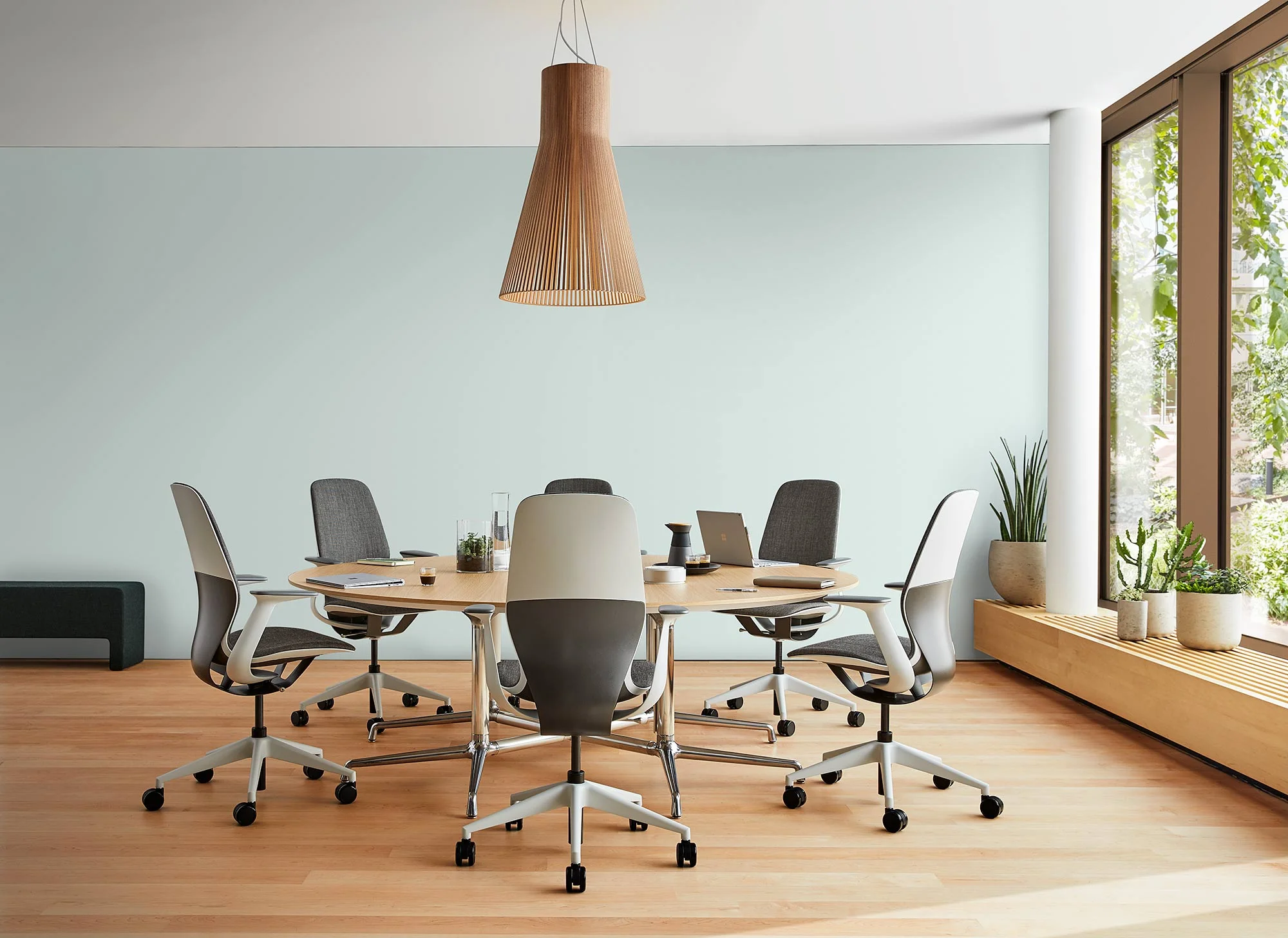 Jeremy-Frechette-conference-table-chairs-7918.jpg