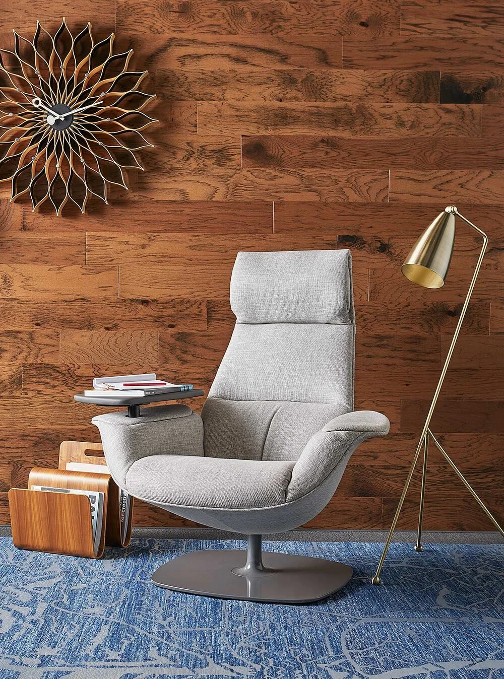 Jeremy-Frechette-Lounge-wood-wall-lamp.jpg