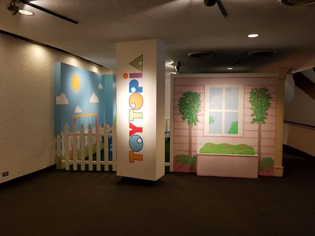 2nd floor Mezaninne 01.jpg