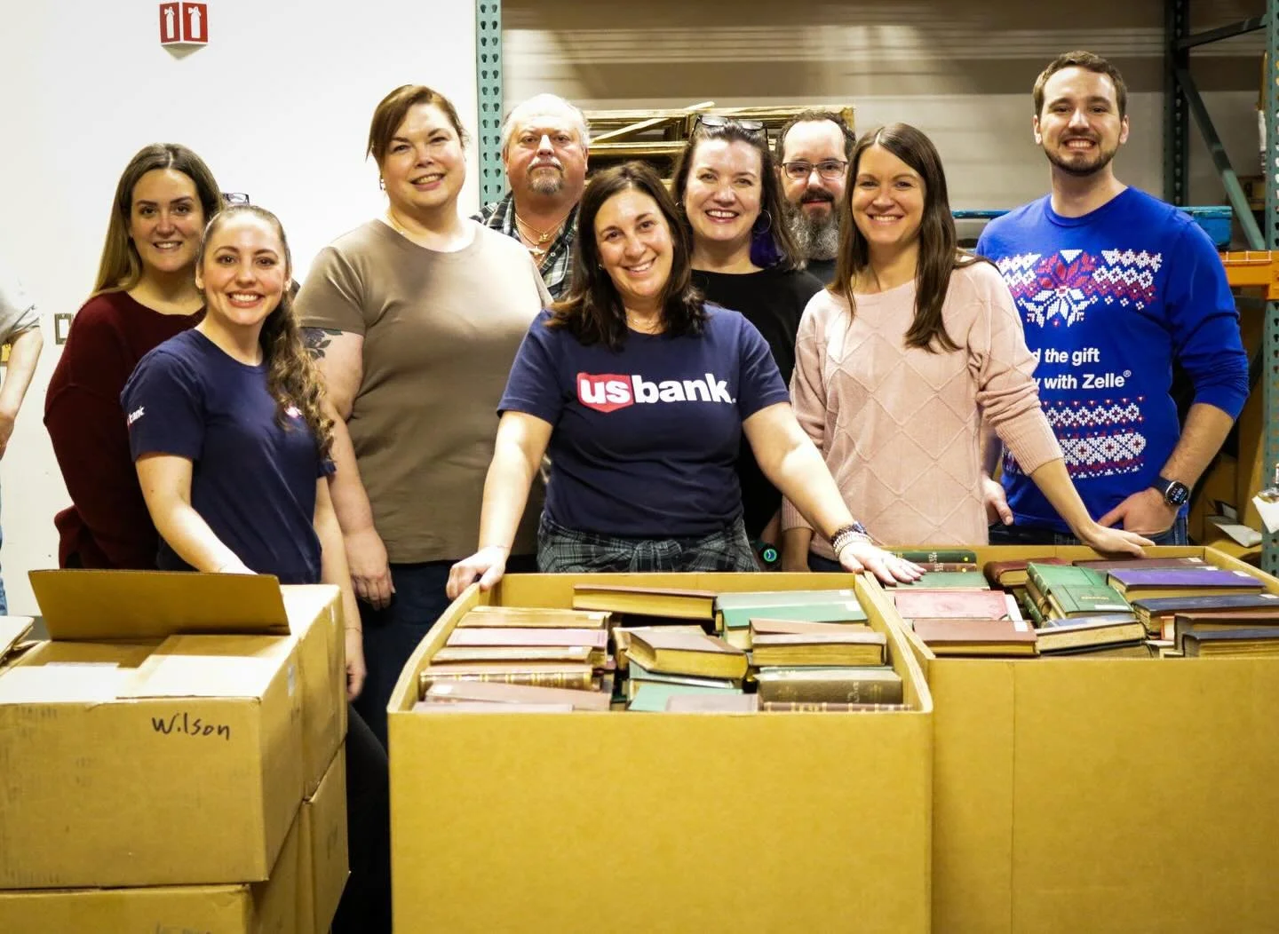 KUDOS to US BANK for choosing Rose City Reads as their community volunteer effort! They assisted with a big project and we are grateful. We encourage our patrons to consider US BANK for your various banking needs. 

#usbank #communityvolunteer #usban