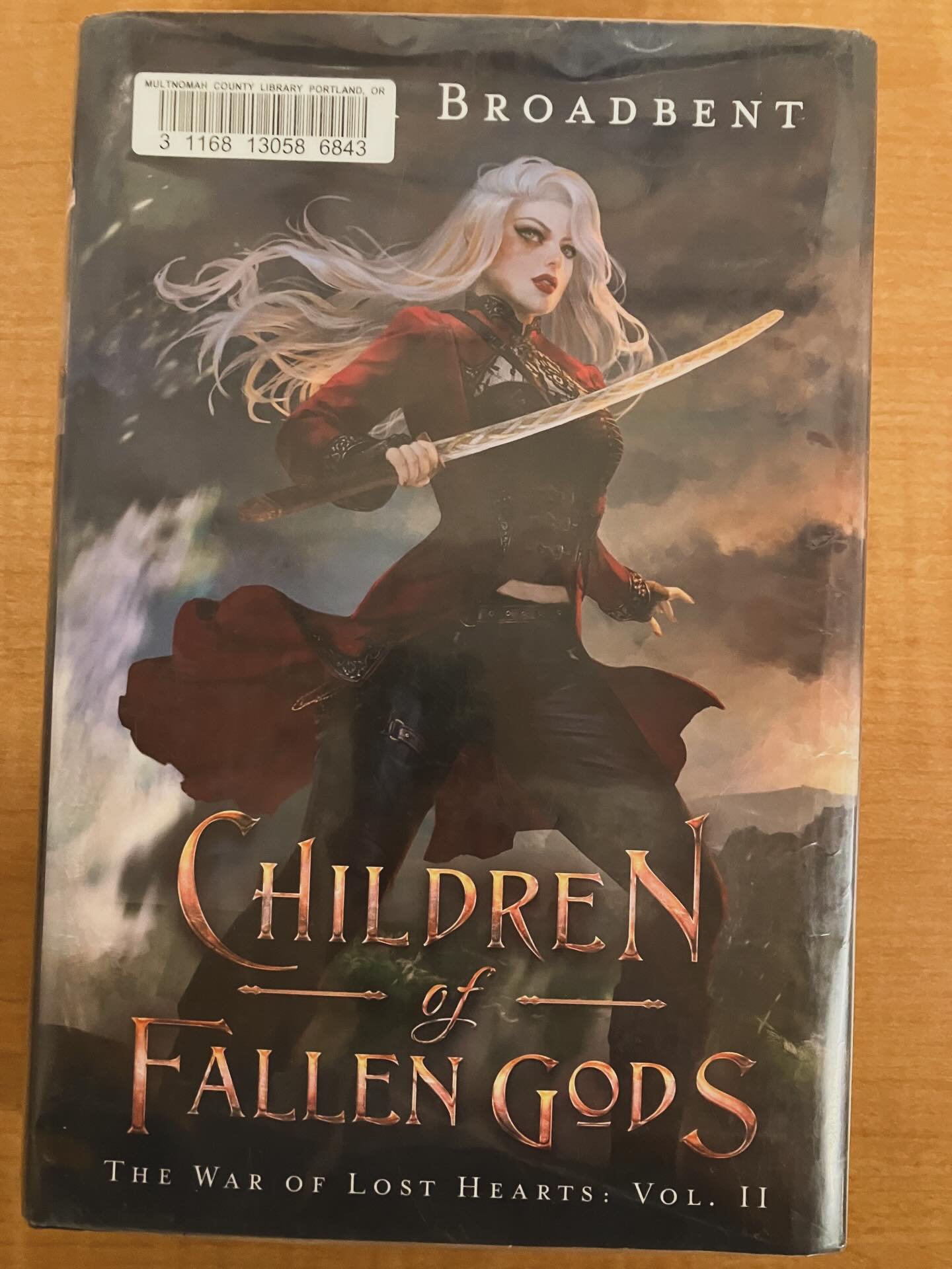 COLLECTORS CORNER FEATURE OF THE WEEK: First edition hardcover of Children of Fallen Gods! Self-published by Carissa Broadbent in 2021, this is the second volume in the War of Lost Heart series, which has since been republished by Macmillan. Ex-libra