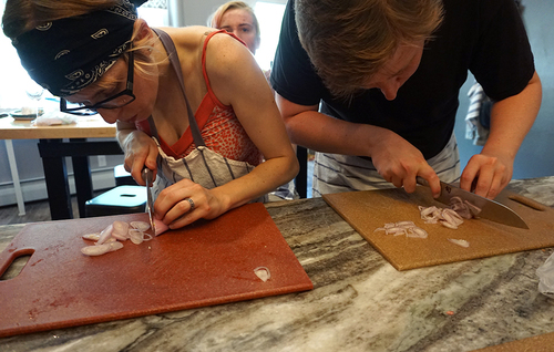 Knife Skills: G & A showdown (guess who won...)