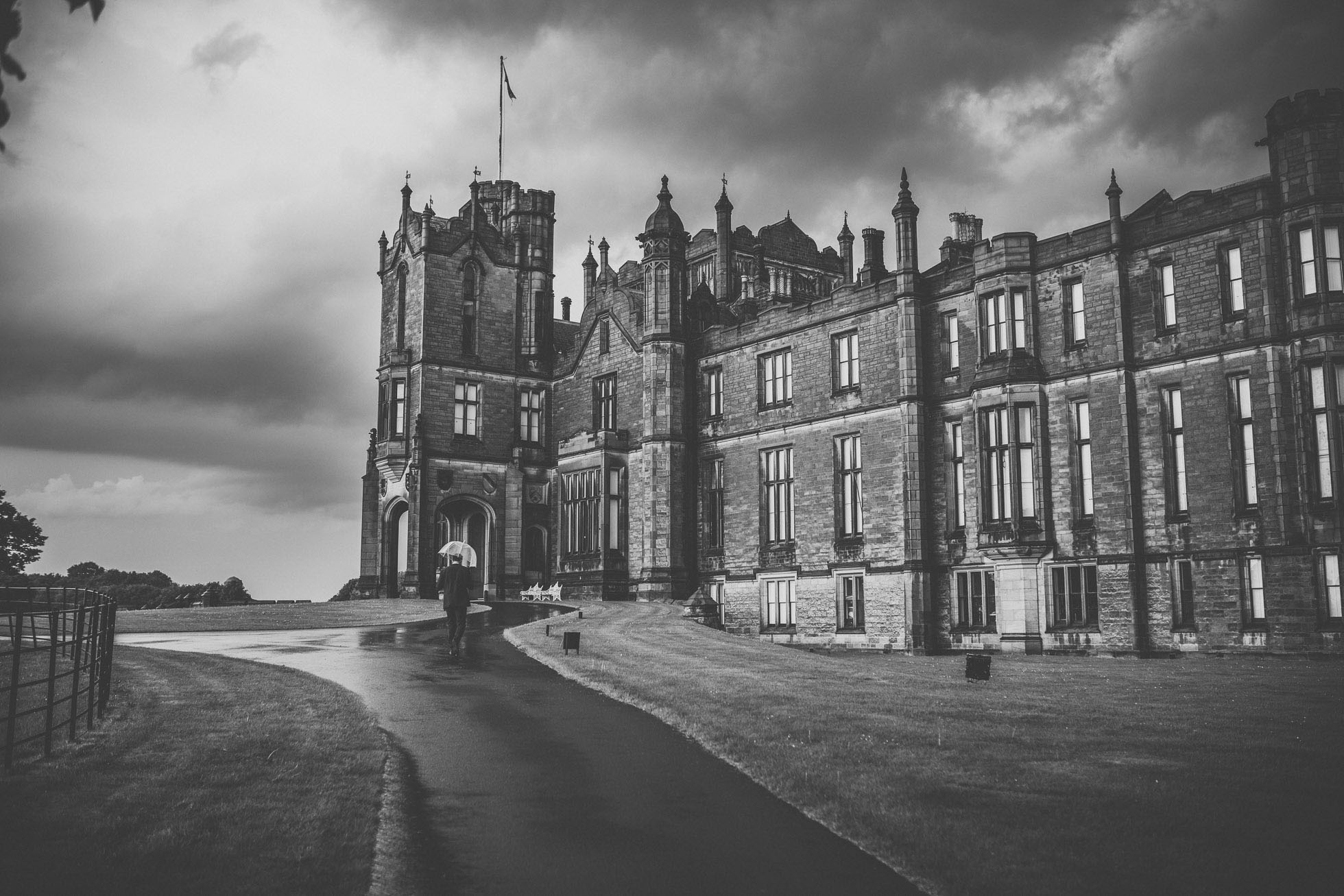 allerton_castle_wedding_photographer-72.jpg