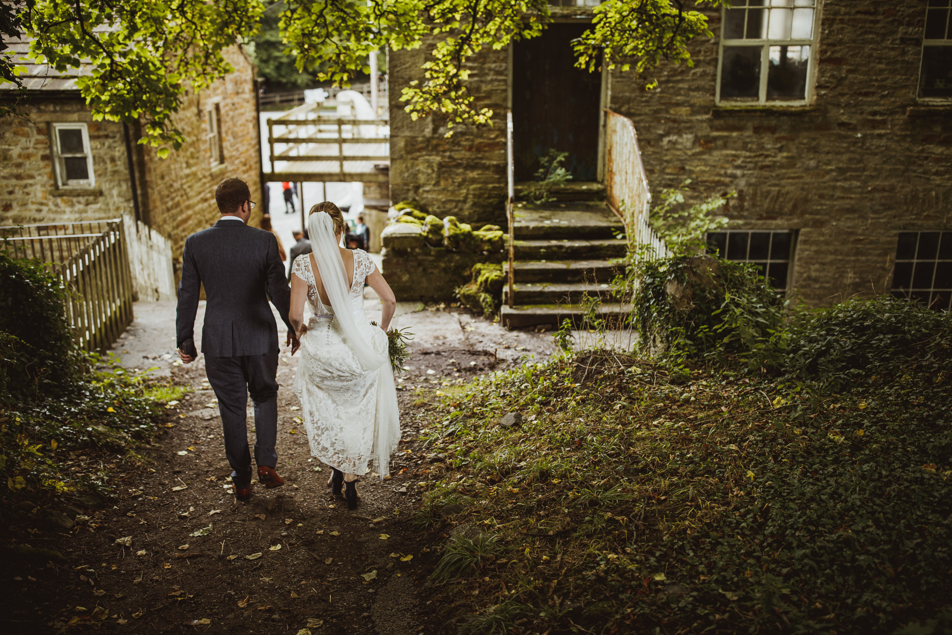 blue_lion_yorkshire_wedding_photographer-54.jpg