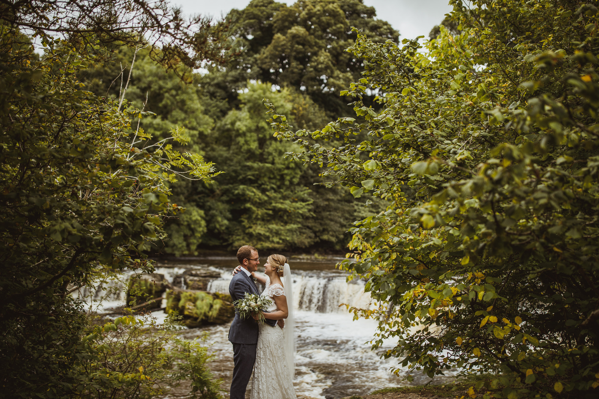 blue_lion_yorkshire_wedding_photographer-66.jpg