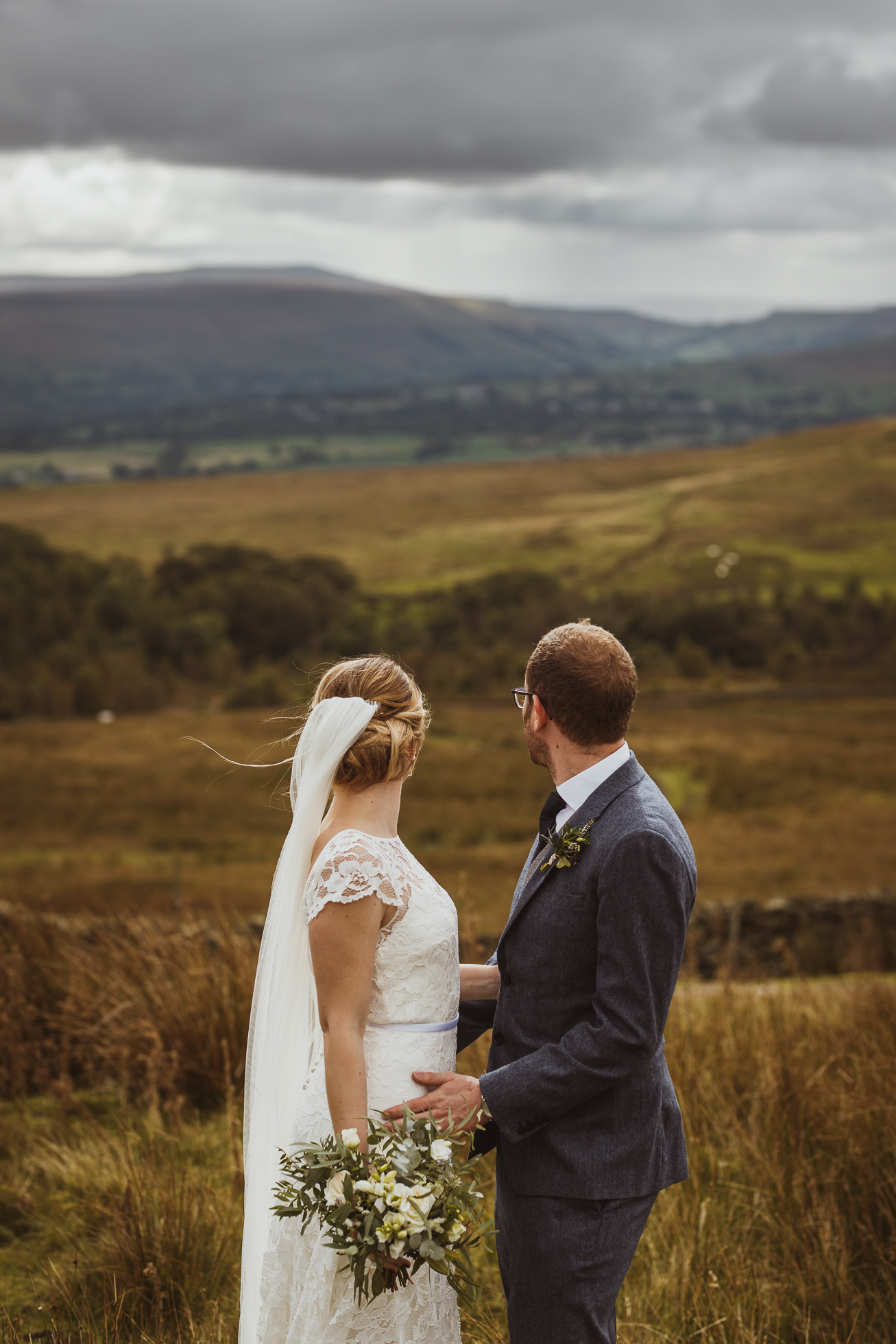 blue_lion_yorkshire_wedding_photographer-69.jpg