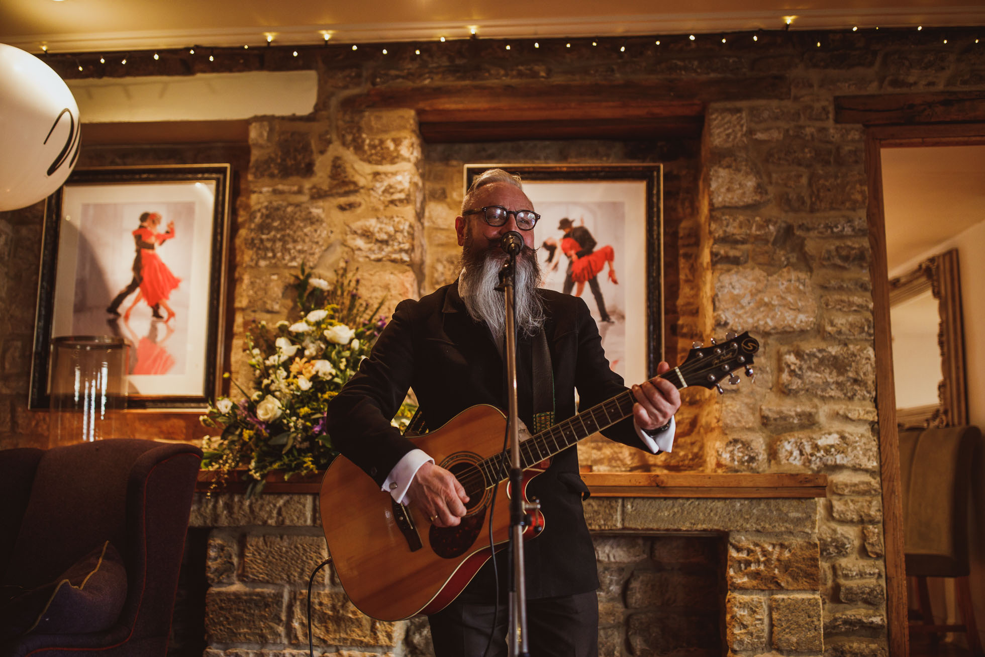 black_swan_helmsley_wedding_photographer-90.jpg