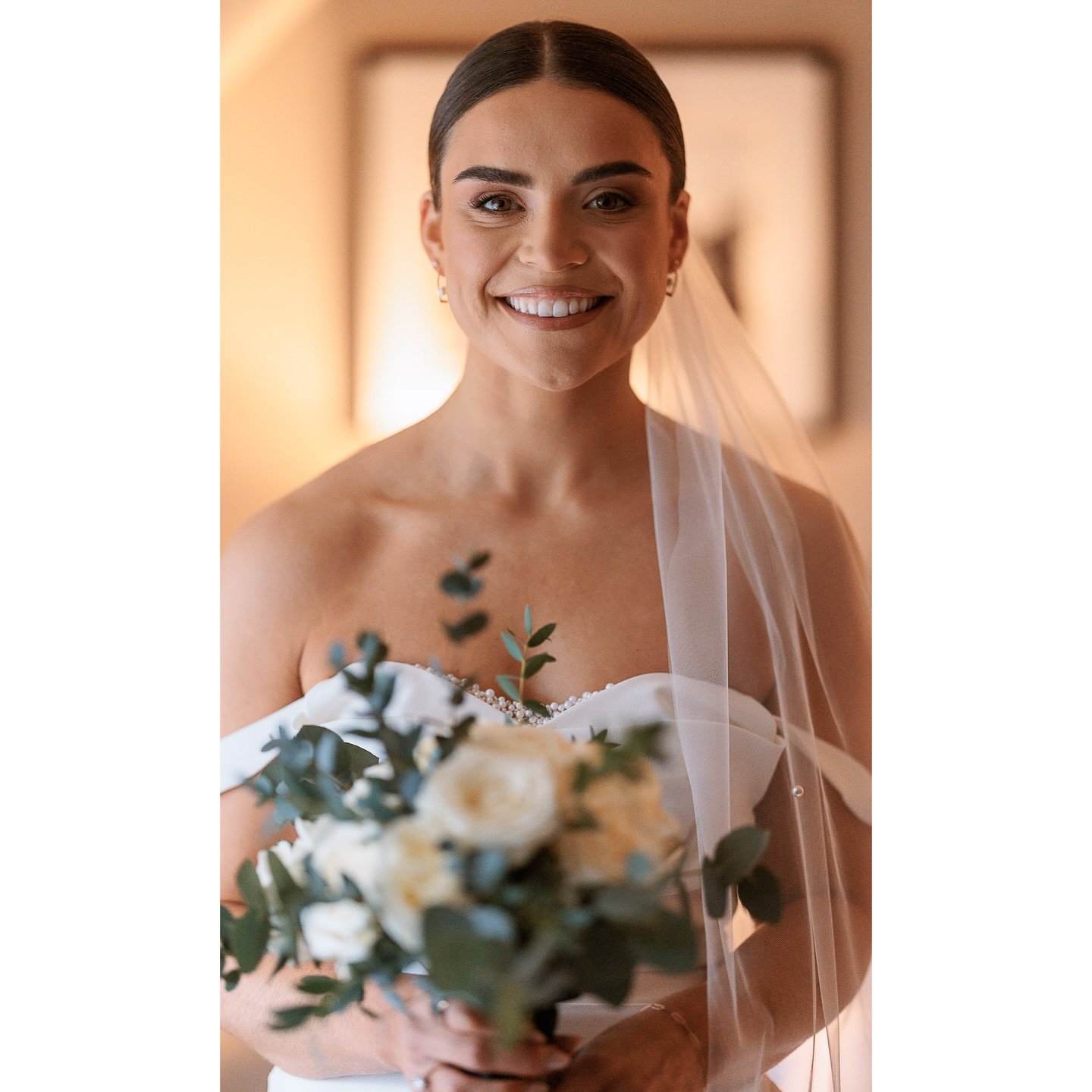 Had to share some more from Hannah &amp; David&rsquo;s stunner of a day at Charlton Hall!  Venue @thecharltonhall MUA @claudiamakeupartistry @giorgialucymakeup Hair @a.f.hairstyling Styling @theartisanweddinghouse Content Creation @ringsandthingsws B