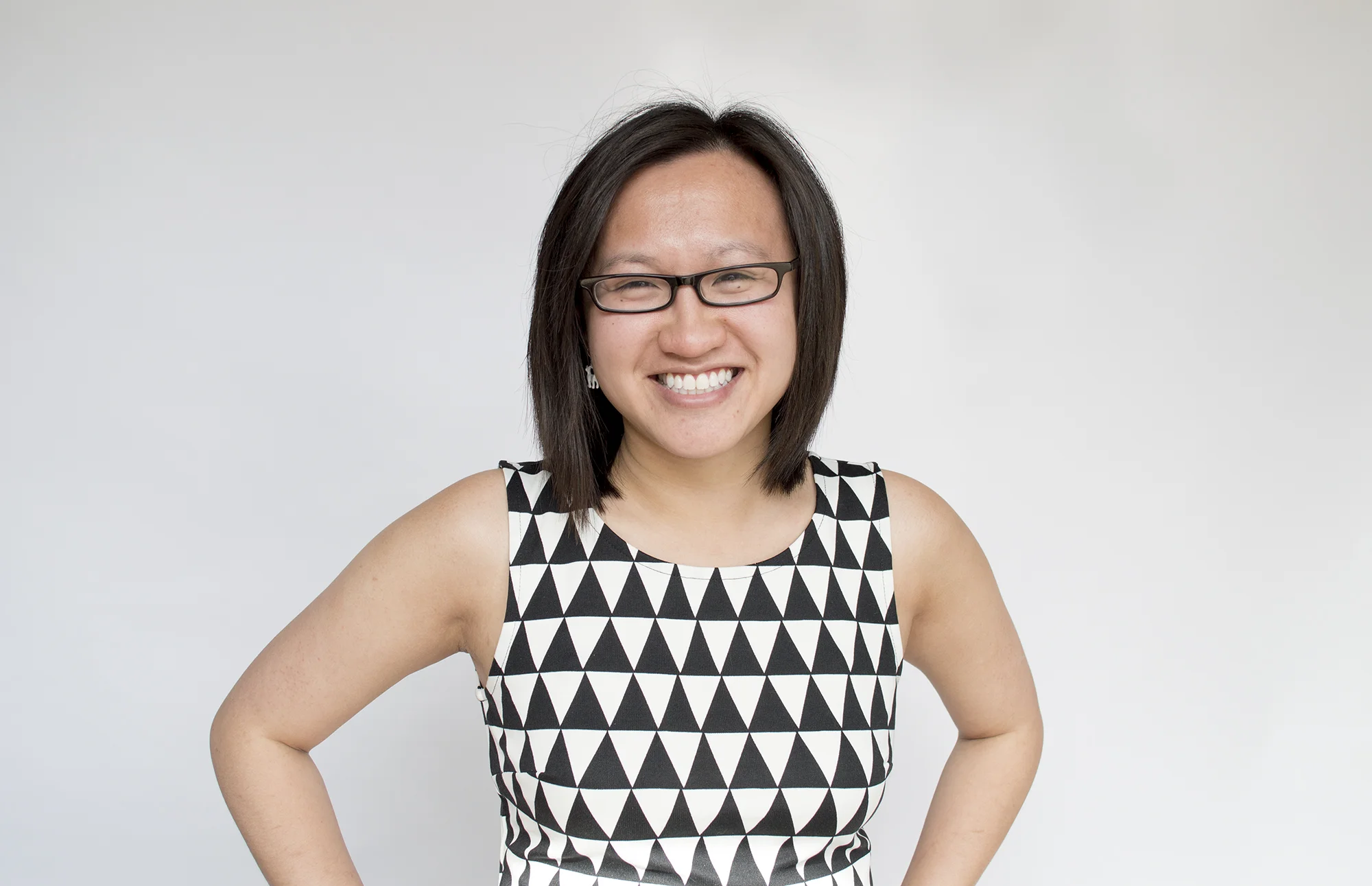 Linda Headshot 2.jpg