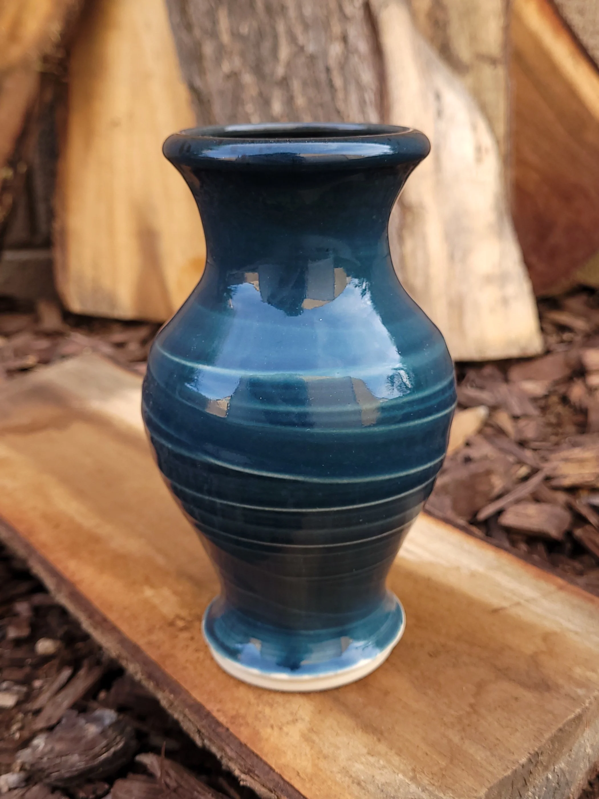 PeacockGreenSmallVase2.jpg