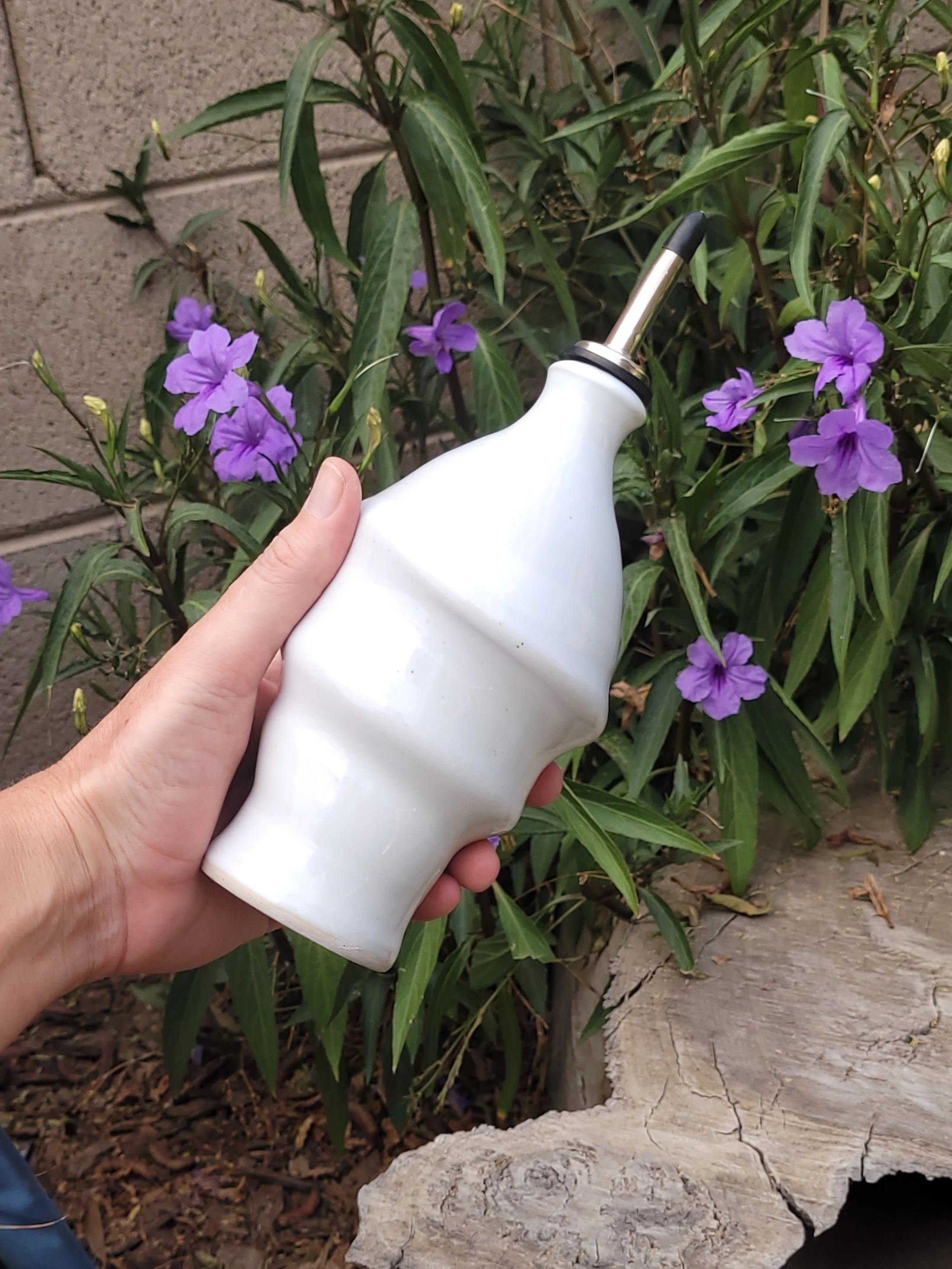 SnowWhiteSwirlBottle8.jpg