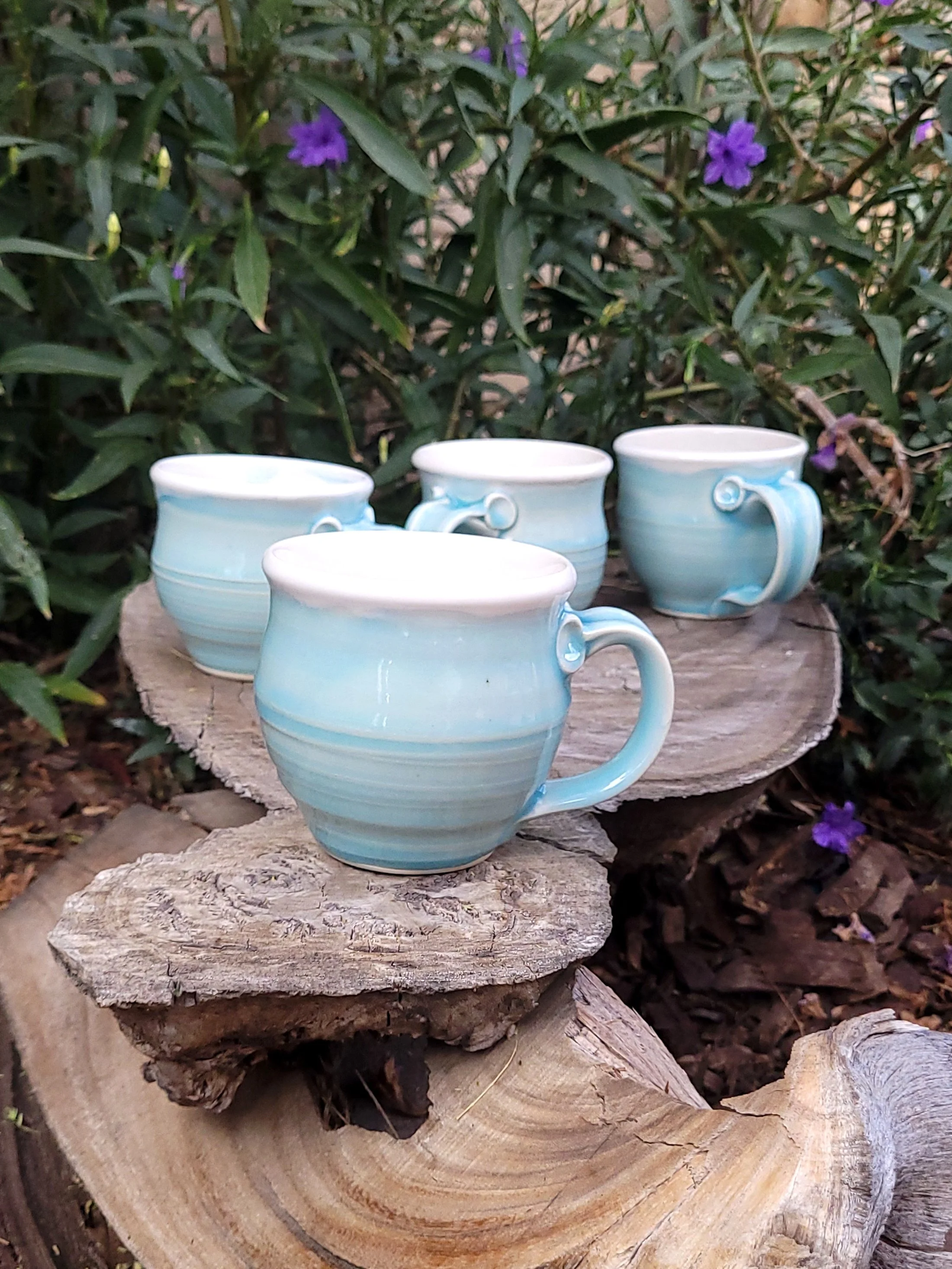 RobinsEggBlueTexturedMugs1.jpg