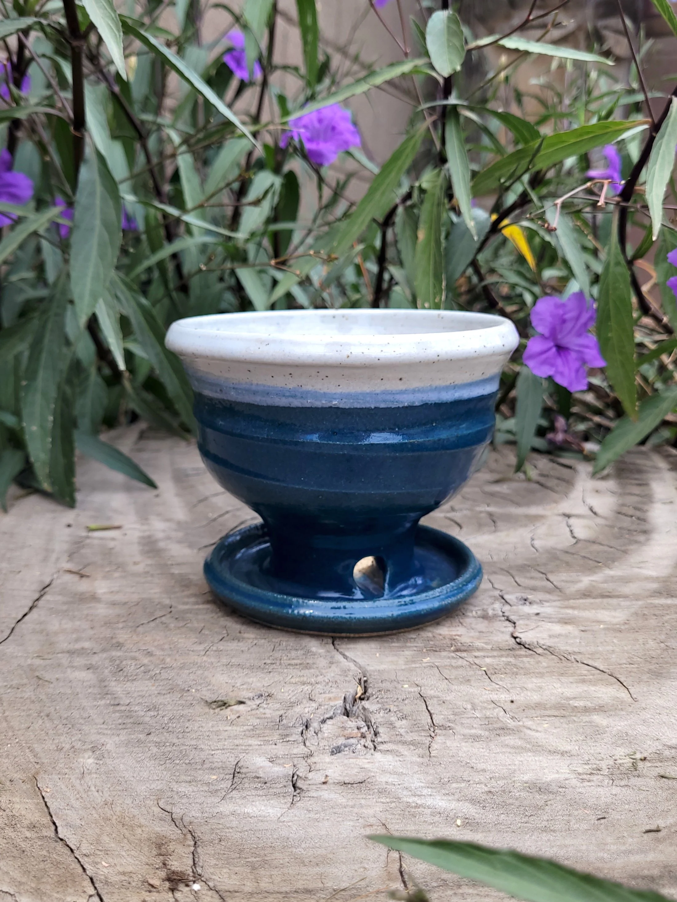 BlueGreenWhitePlanter1.jpg