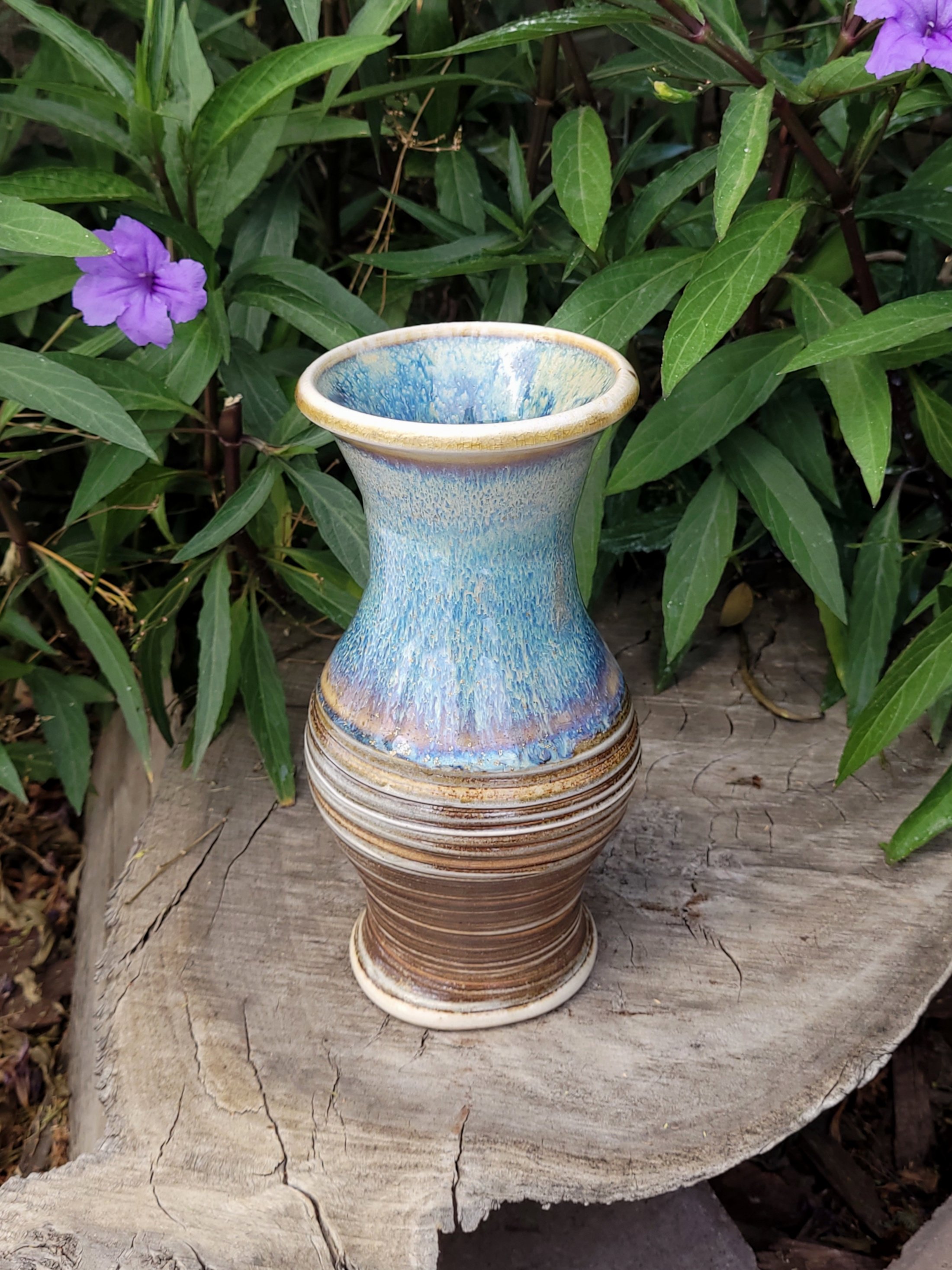 WFWooBlueBIOWhiteSlipTexturedVase8.jpg