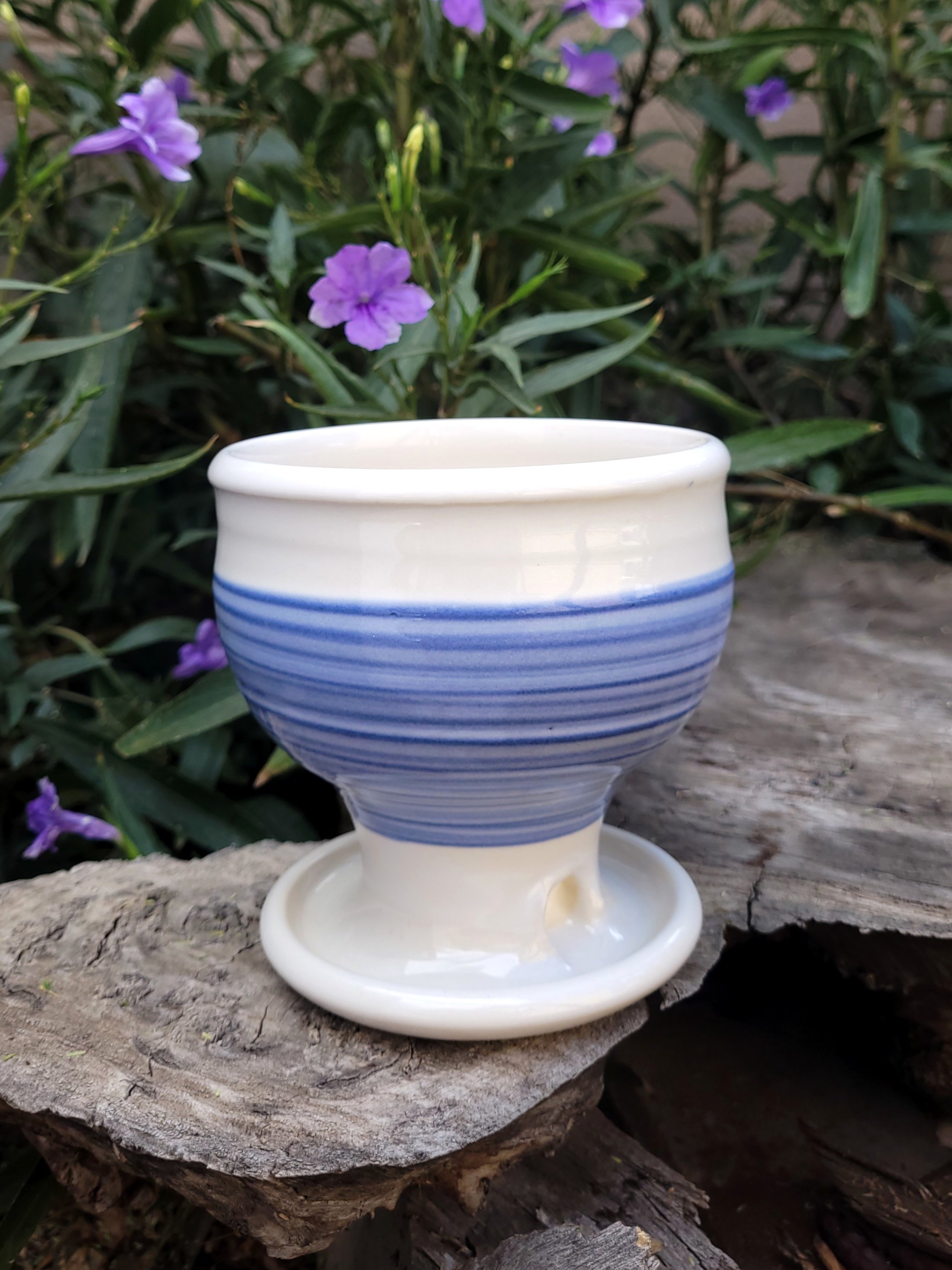 WhiteBlueSlipTexturedPlanter2.jpg