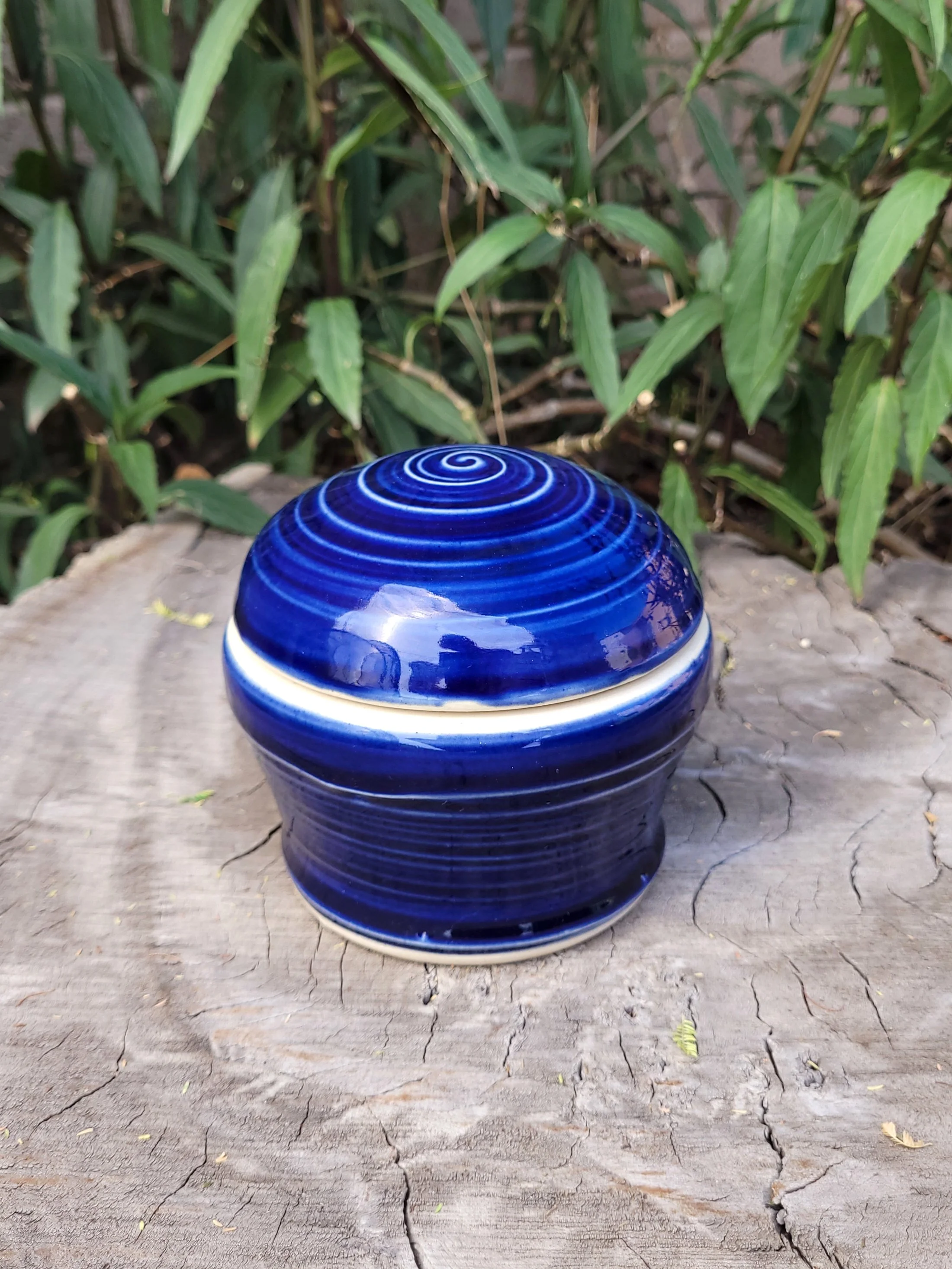 TrueBlueTexturedJar11.jpg