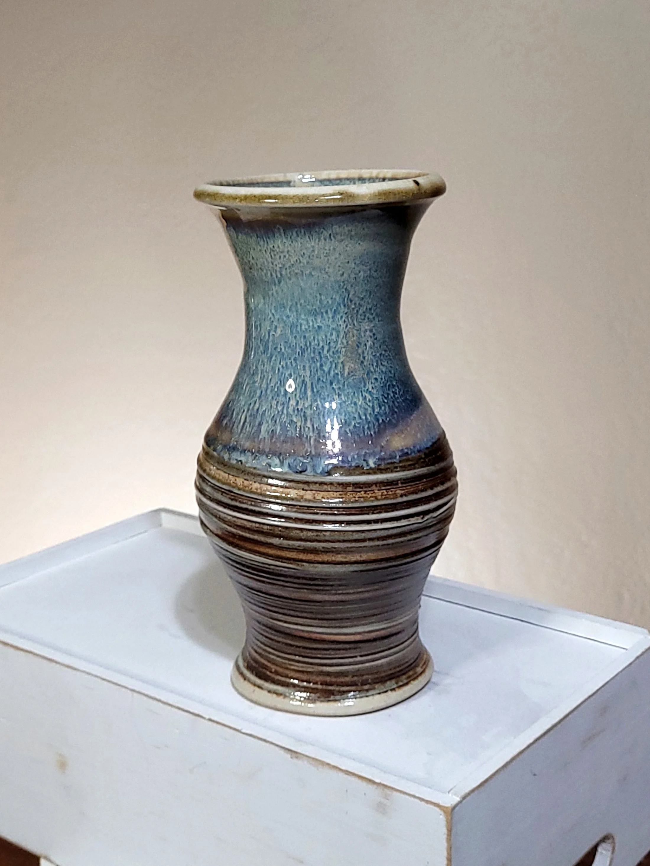 WFWooBlueBIOWhiteSlipTexturedVase12.jpg
