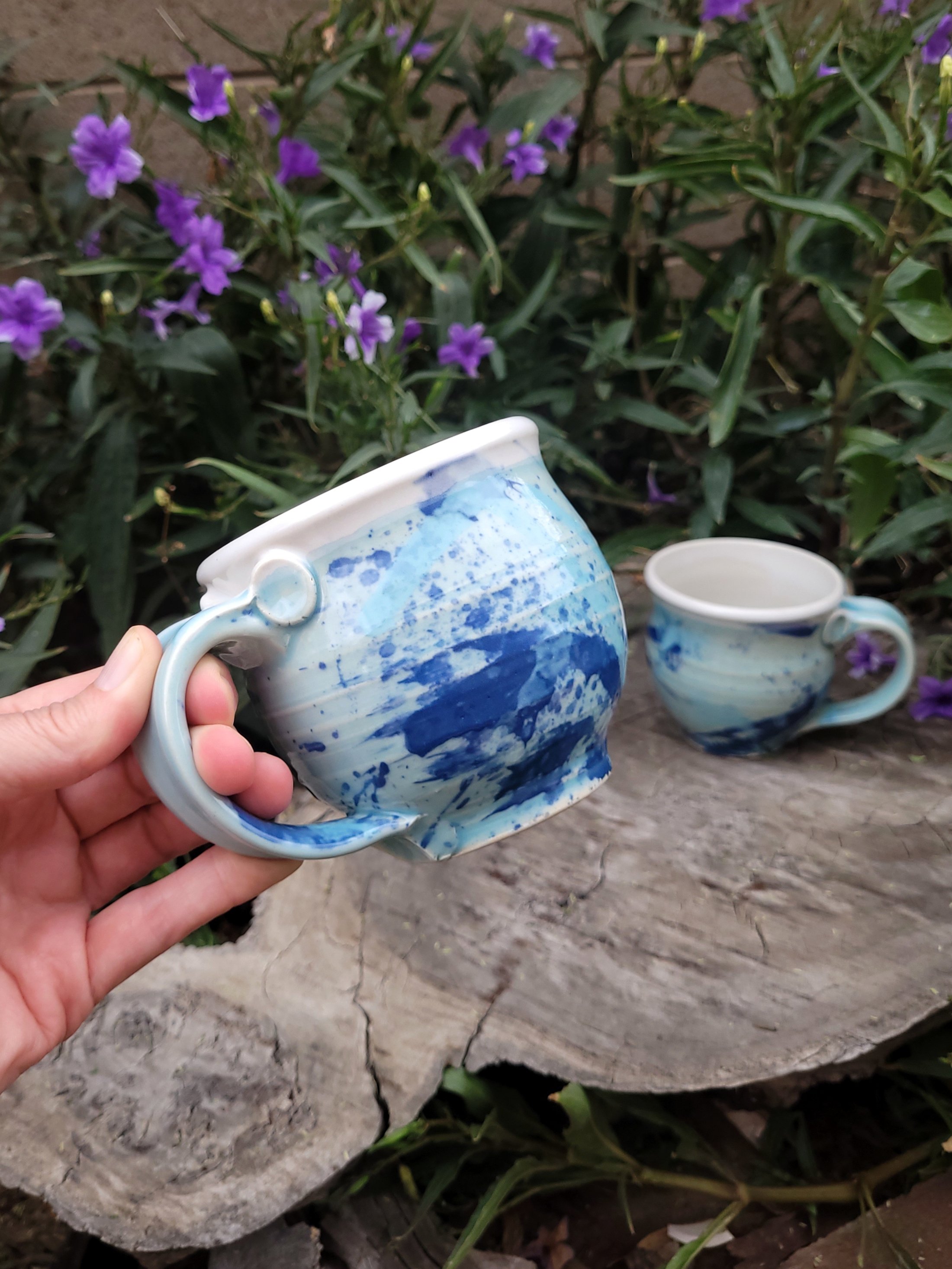 Robins Egg Blue Green Splattered Textured Mug 14 oz