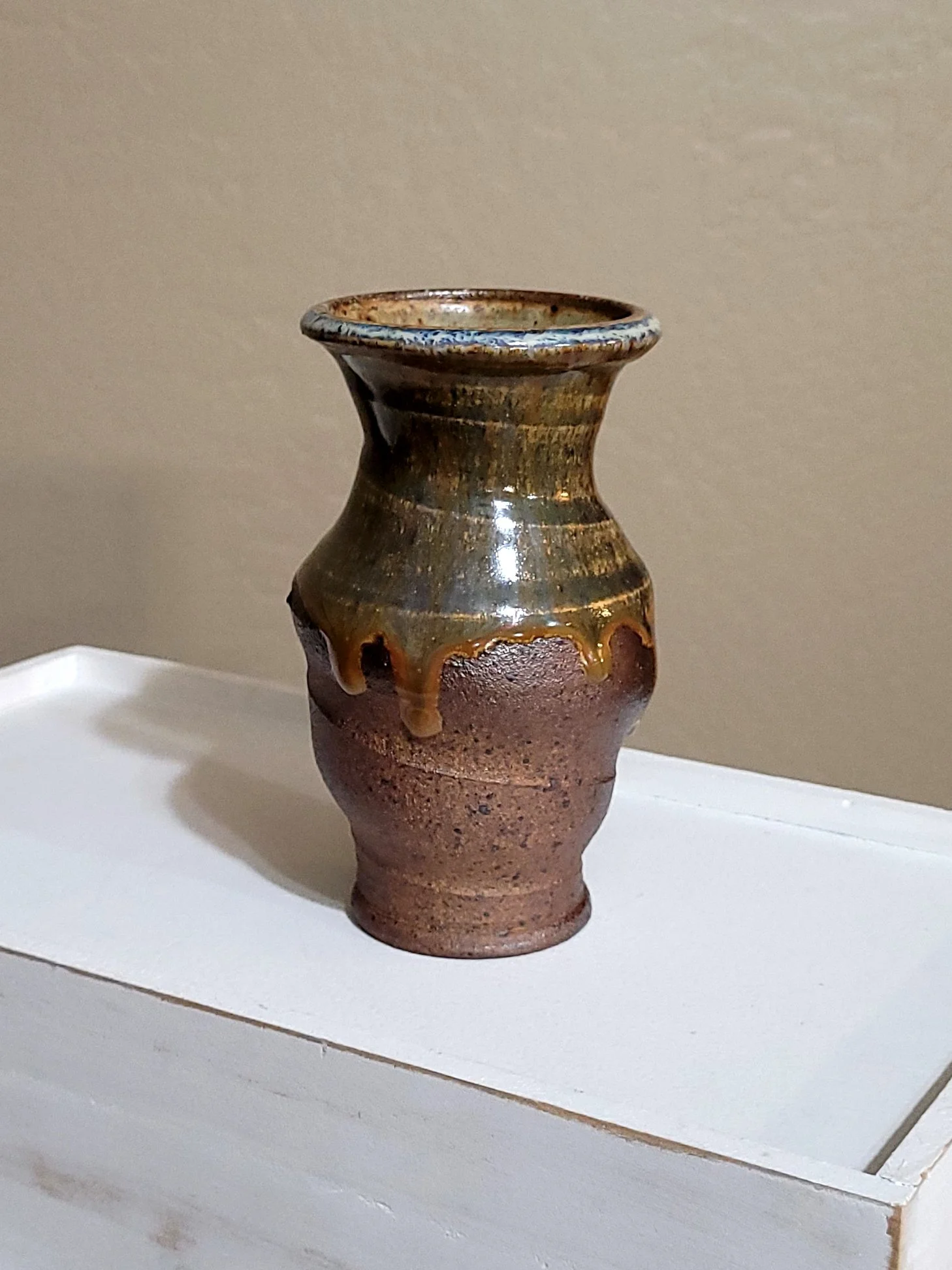 HoneyPearlWFBudVase10.jpg