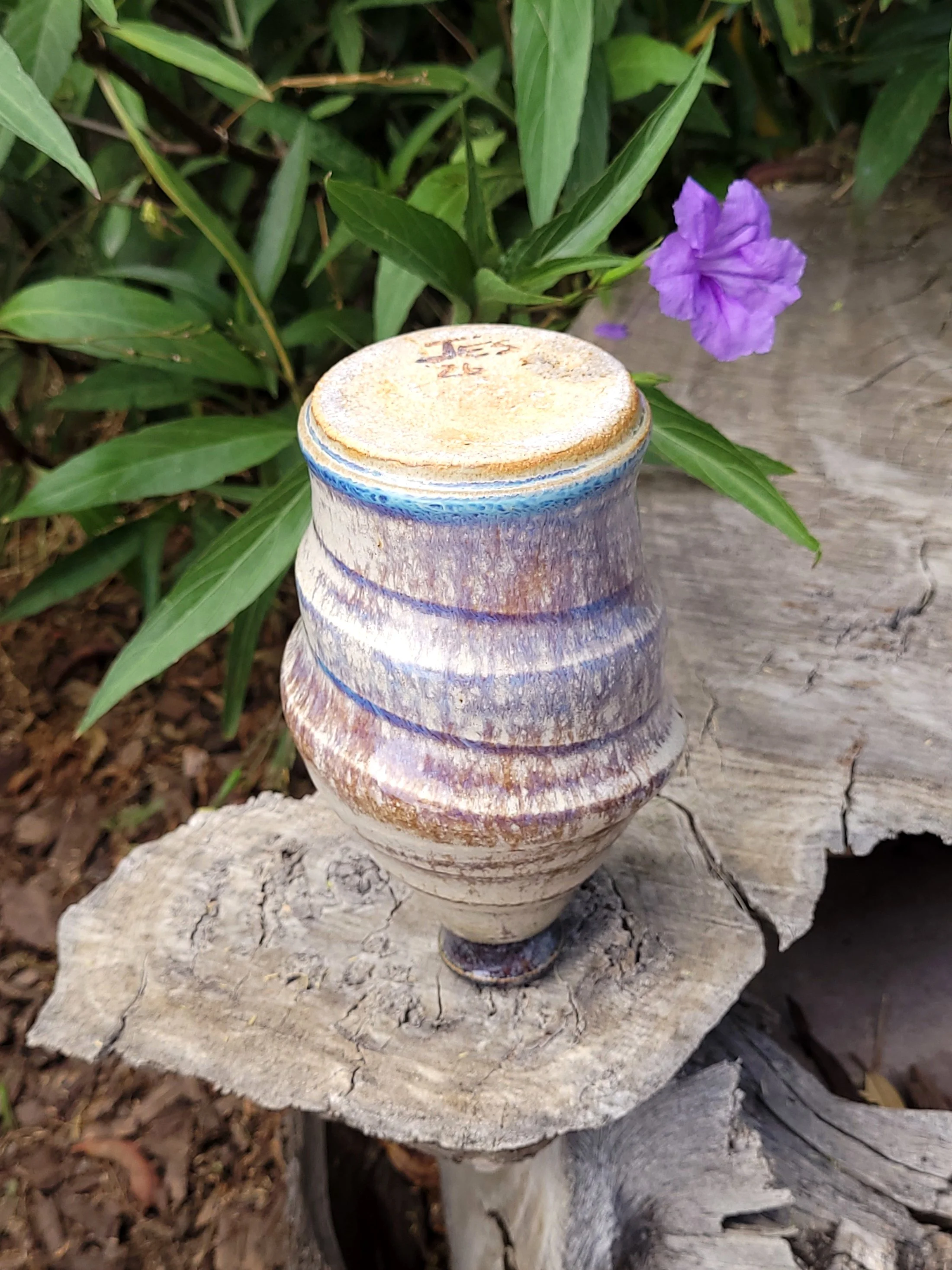 LavPearlSwirlBottleA13.jpg