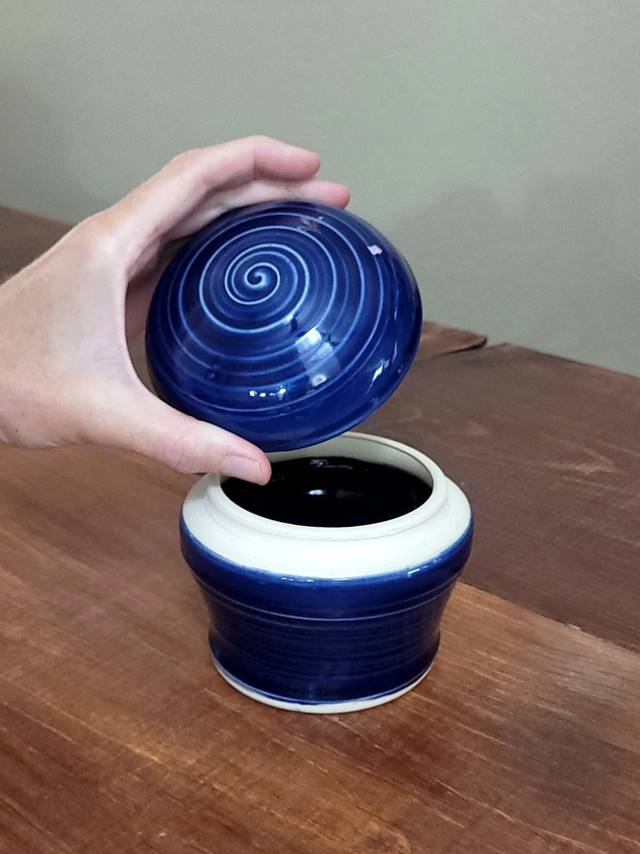 TrueBlueTexturedJar5.jpg