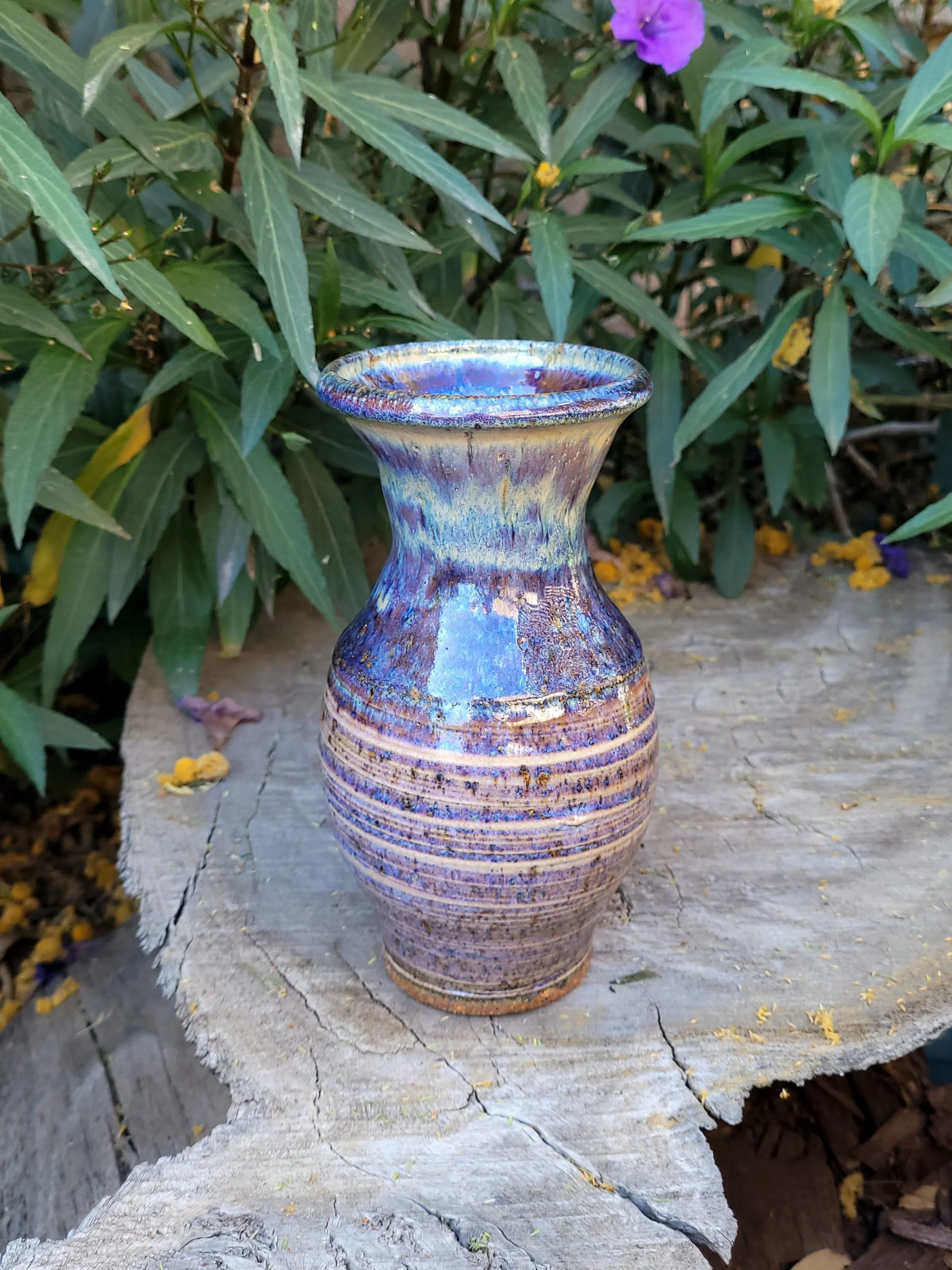 SmallRutileTexturedVase2.jpg