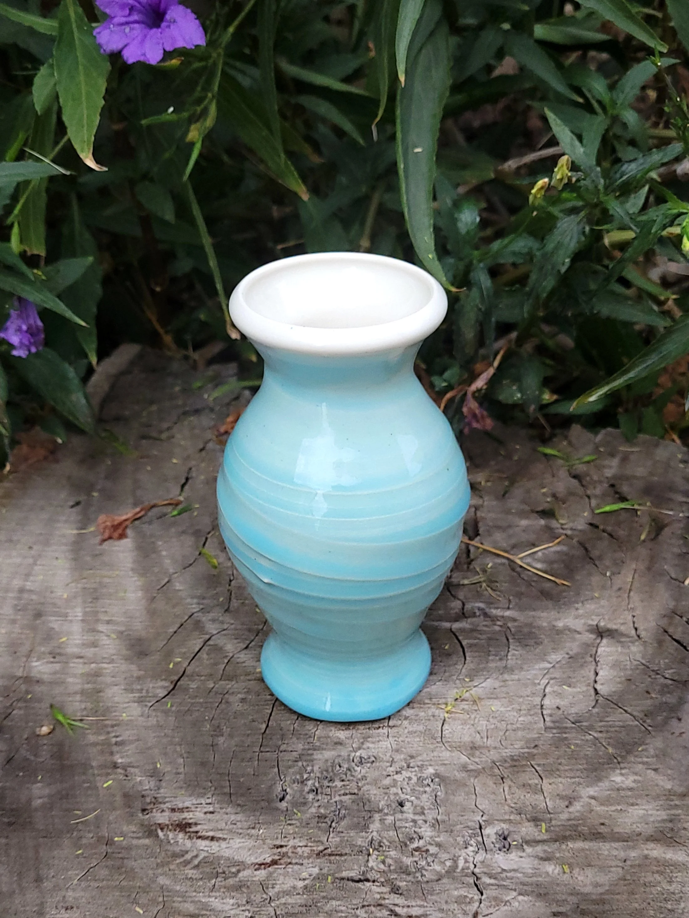 REBTexturedVase10.jpg