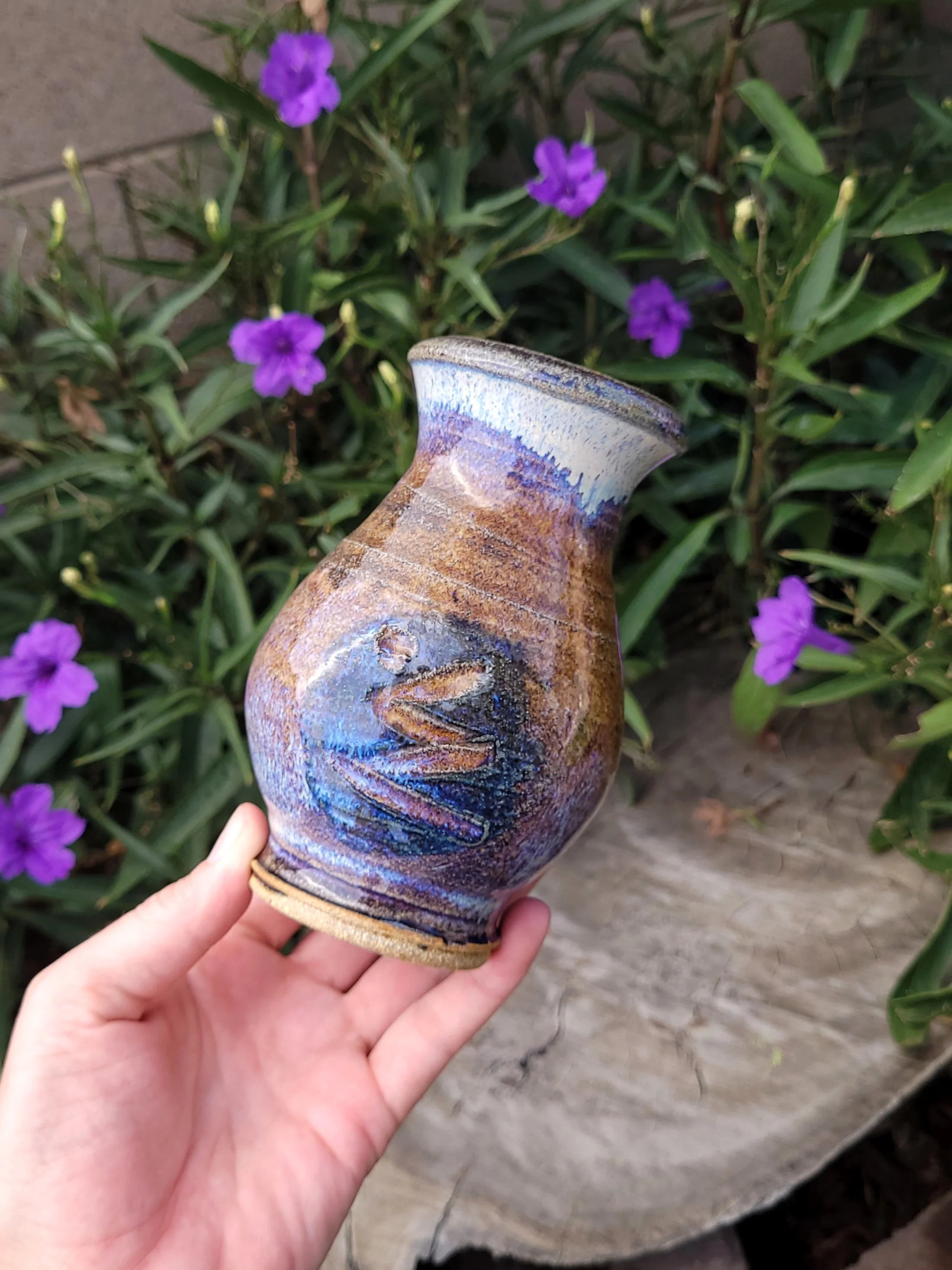 RutileBlueSlippedZigZagVase7.jpg