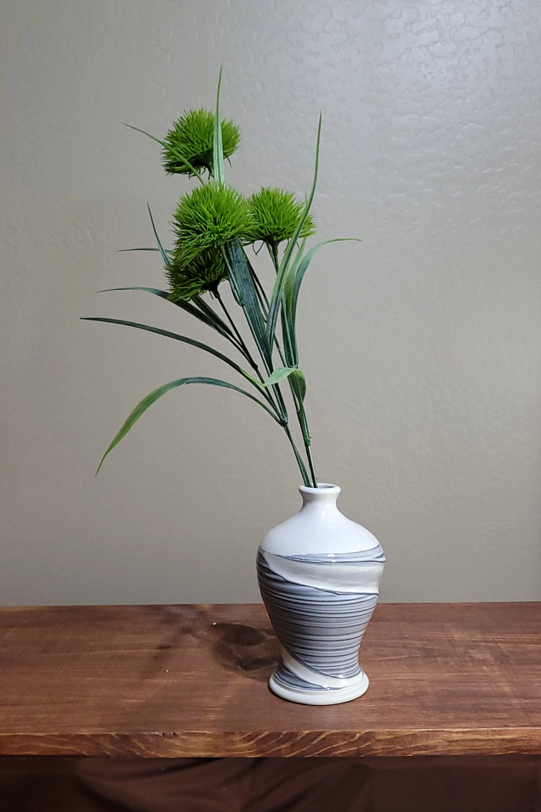 WhiteandGreyTexturedOilBottleWide6.jpg