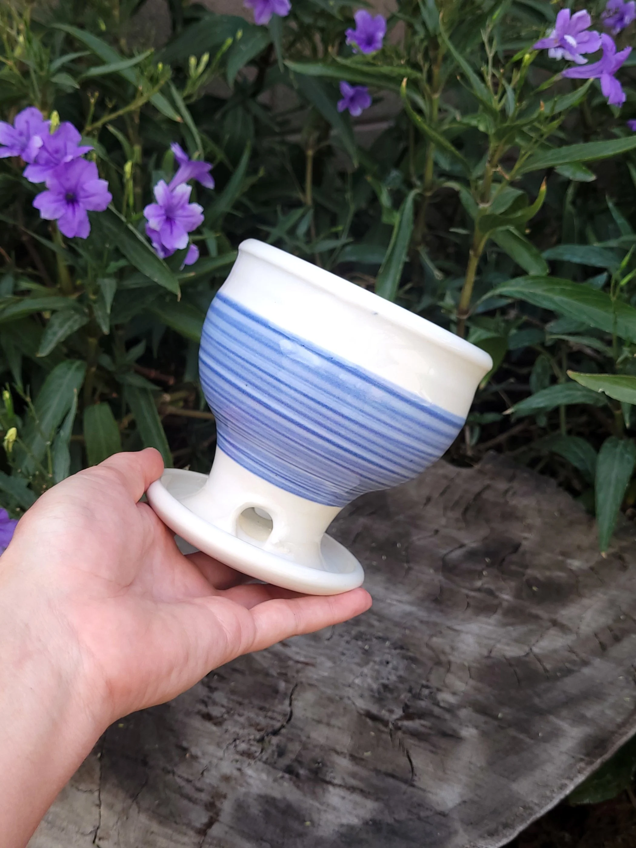 WhiteBlueSlipTexturedPlanter8.jpg