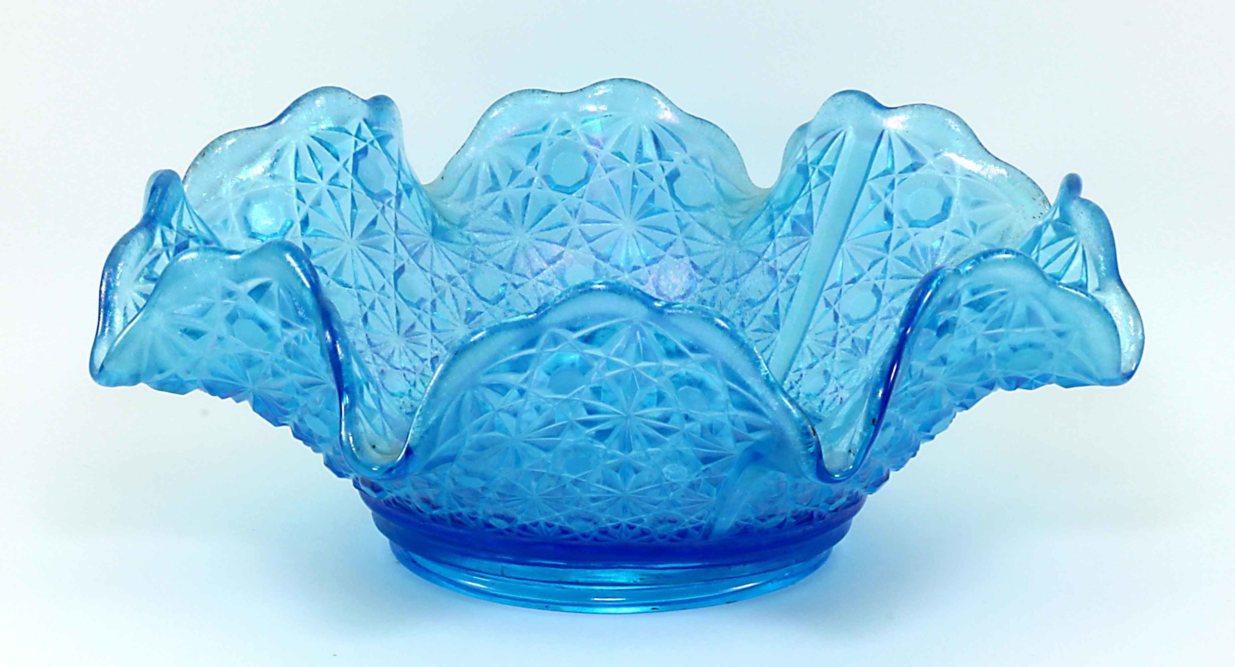 Fenton Late Period Celeste Blue Daisy & Button Crimped Bowl