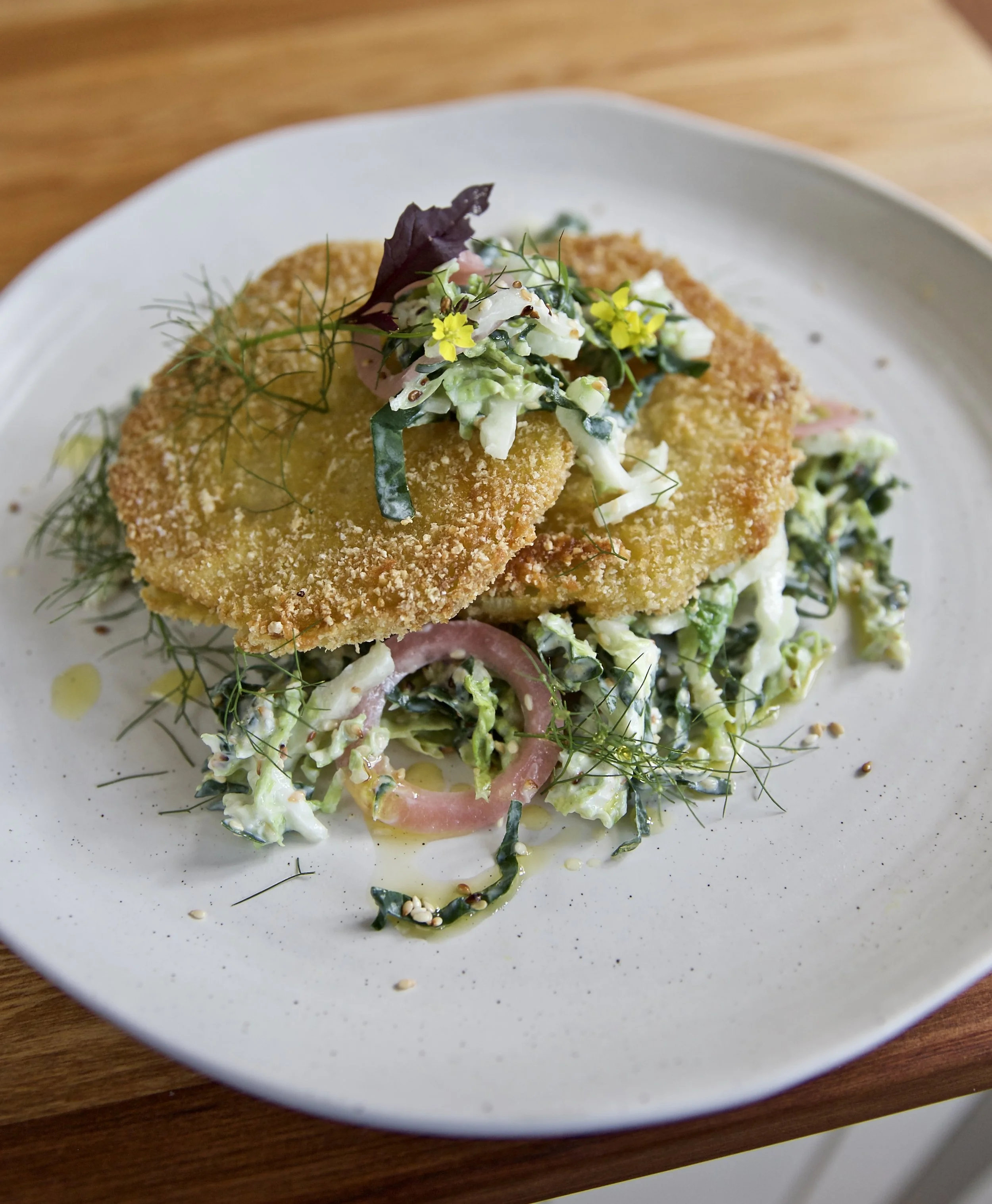CRISPY FRIED KOHLRABI WITH A YOGHURTY SLAW