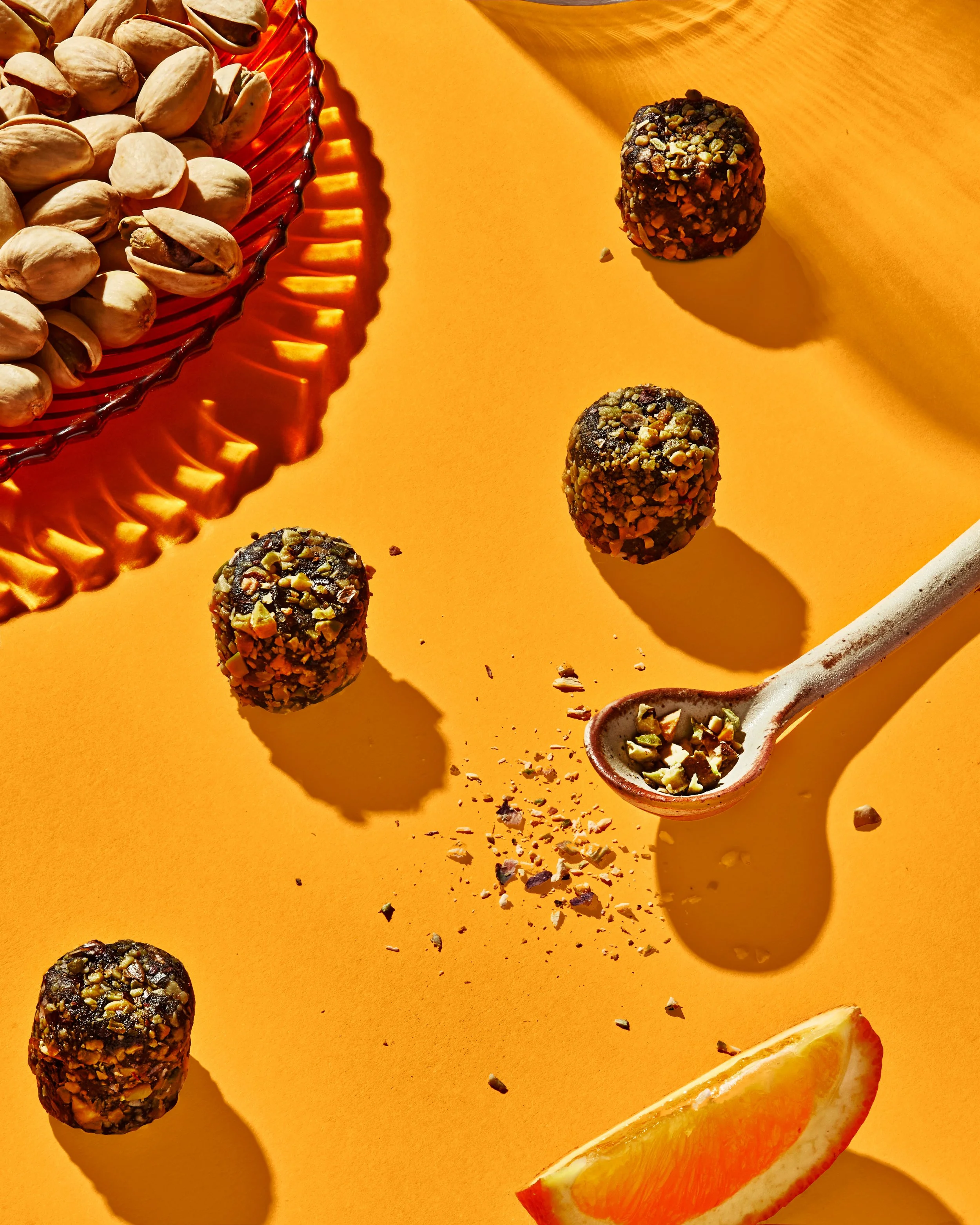 081921_CG_Rootless_06_BitesIngredients_03_Orange_02.jpg