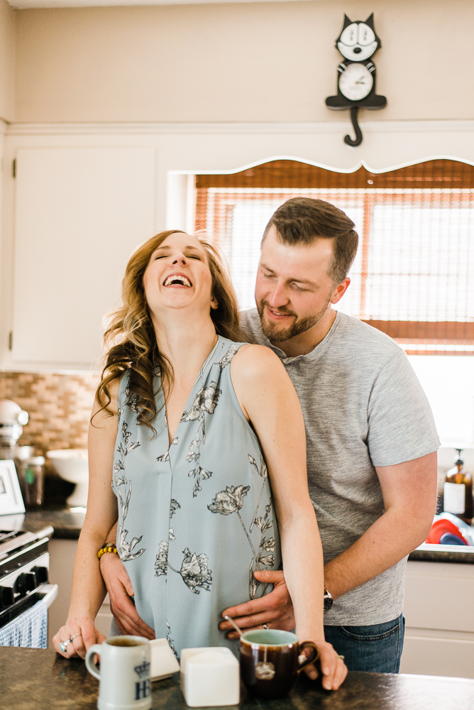 FIRST BABY LIFESTYLE MATERNITY CHICAGO PHOTOGRAPHER-7.jpg